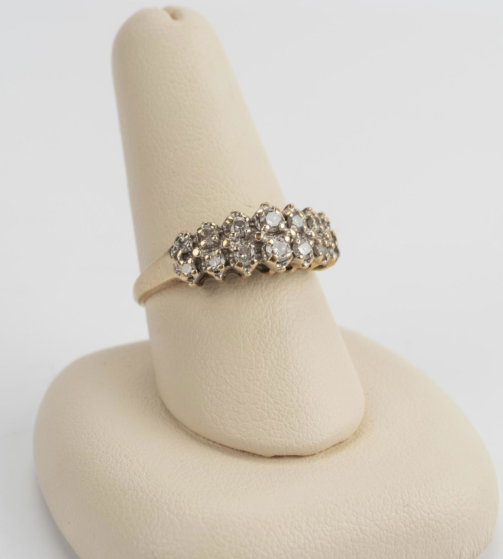 14k .30 CTW Diamond Ring (1 of 3)