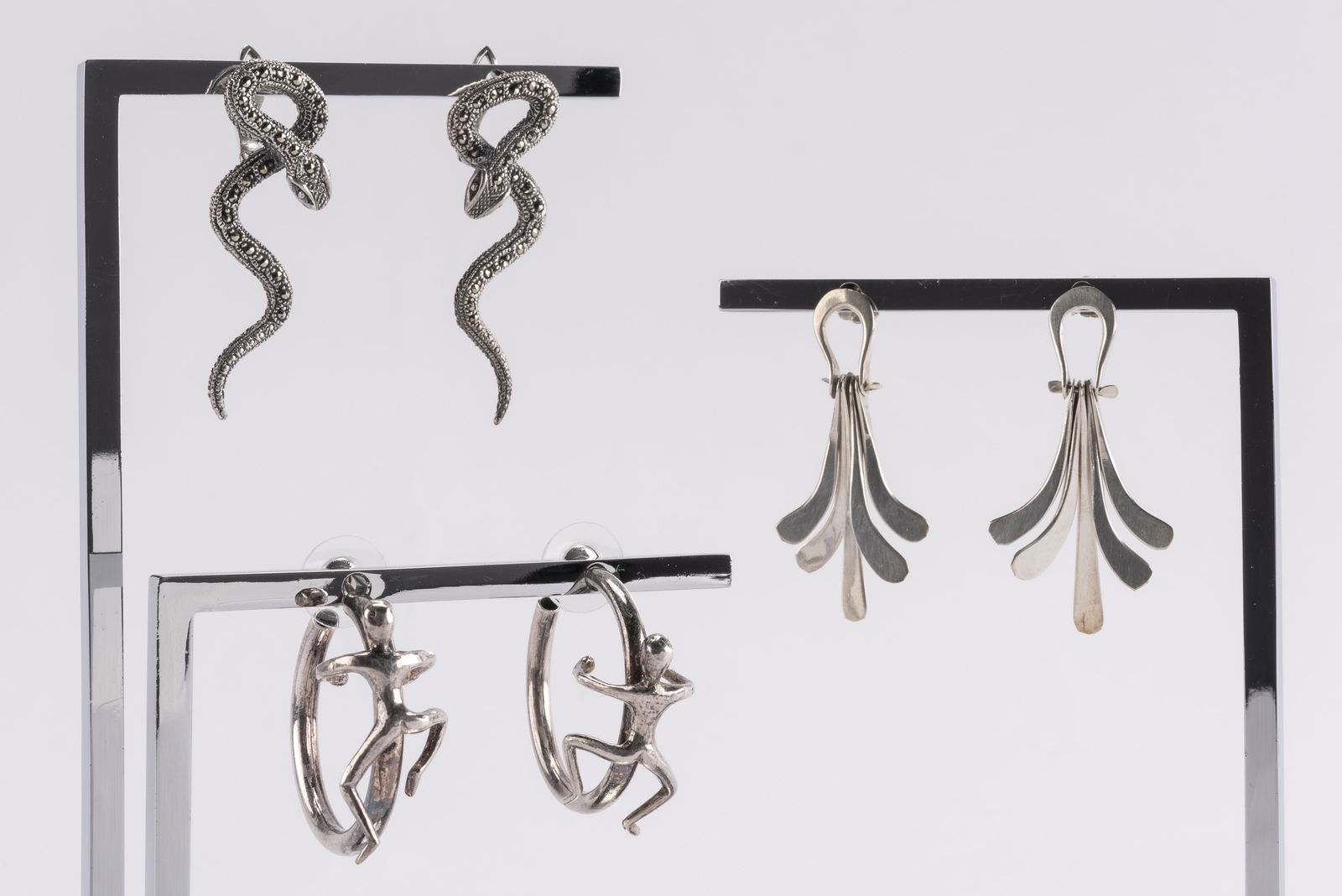 3 Pr Silver Earrings (1 of 5)