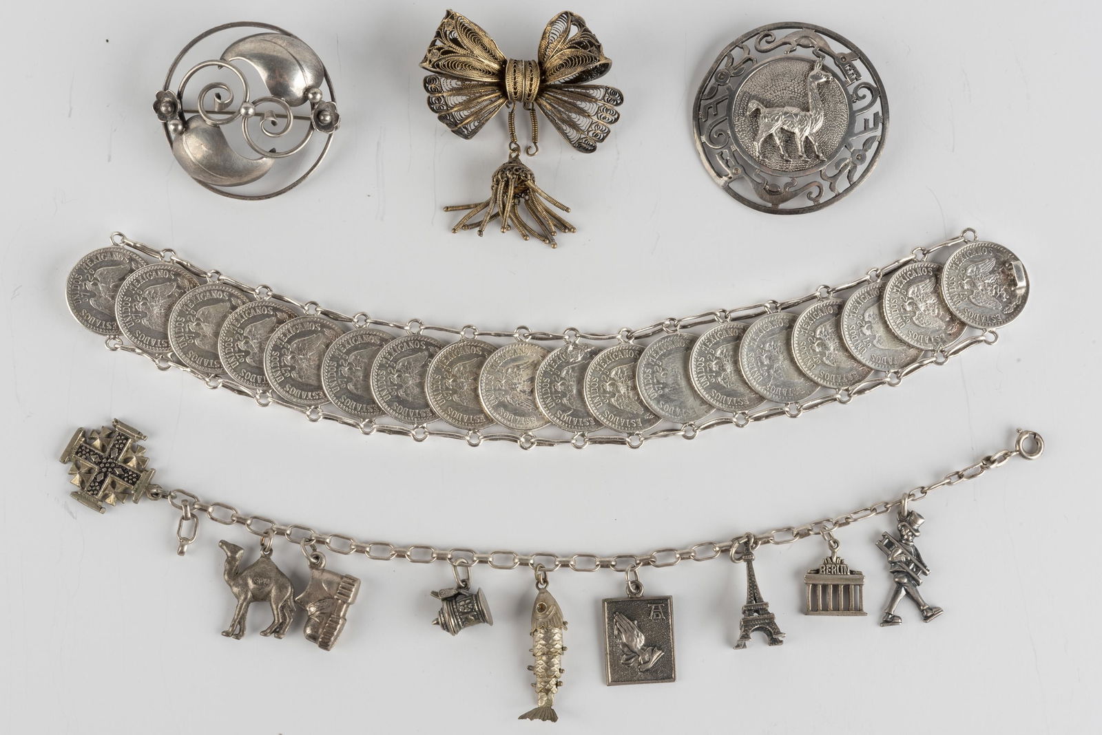 5 Pcs Jewelry Incl Charm Bracelet (1 of 9)