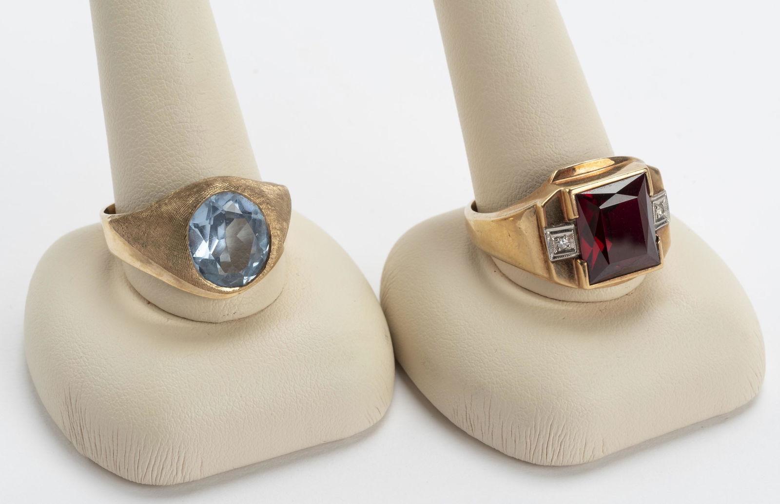 2 10k Man's Rings (1 of 5)