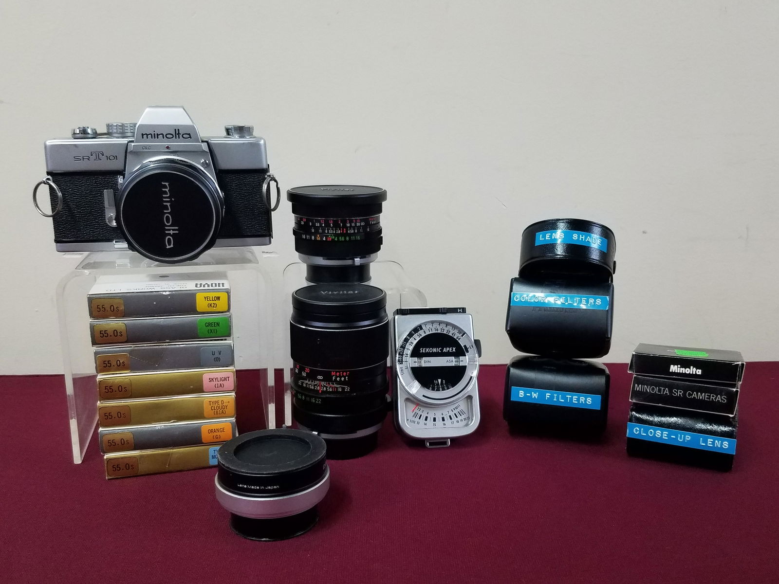 Minolta Camera with Lenses and Filters (1 of 8)