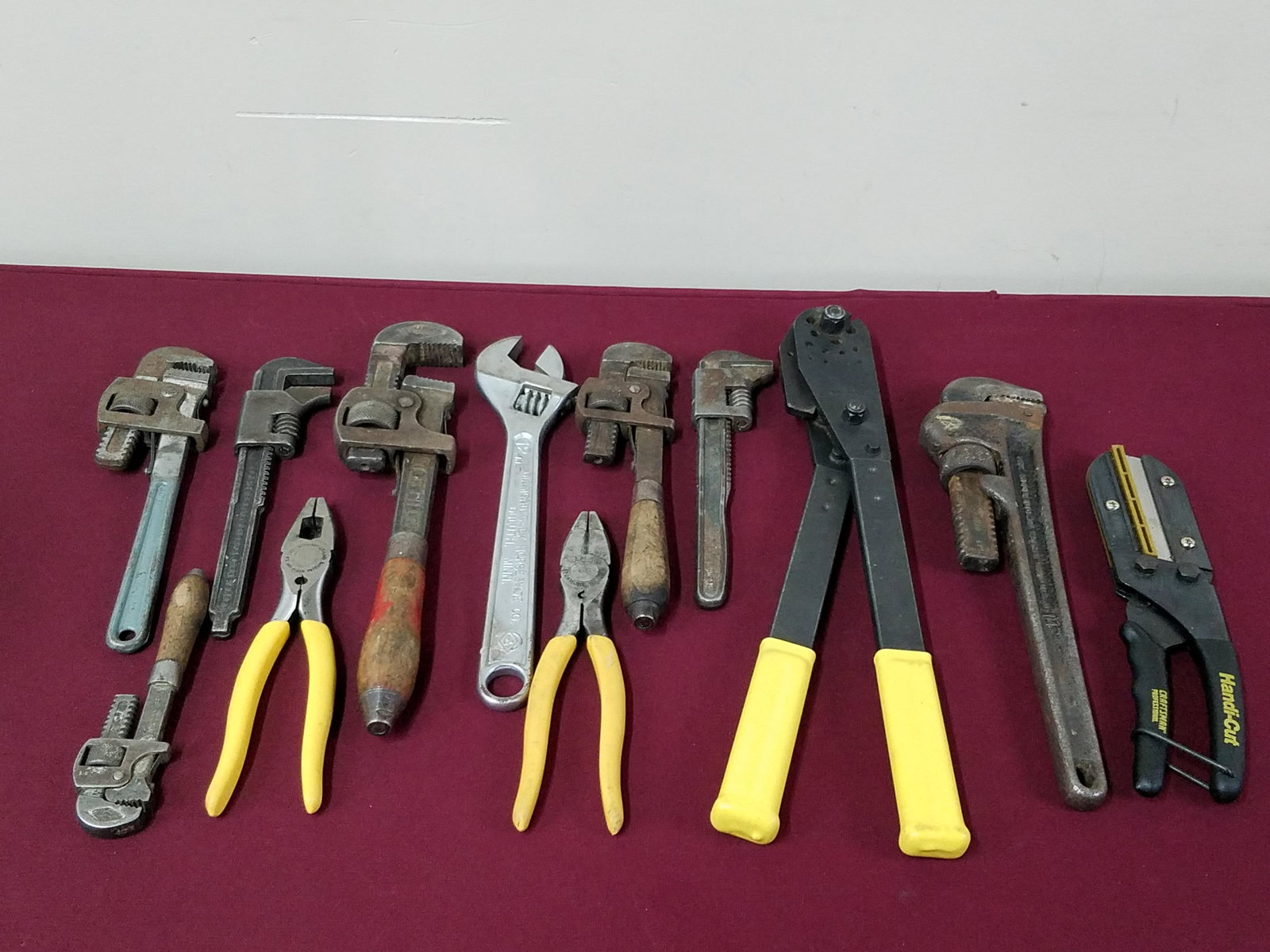 12 Hand Tools incl Wrenches (1 of 4)
