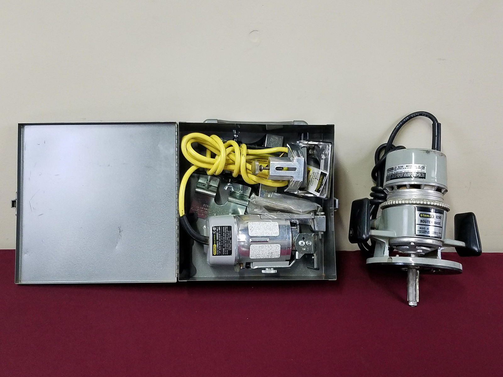 Stanley Laminate Trimmer and Router Base (1 of 6)