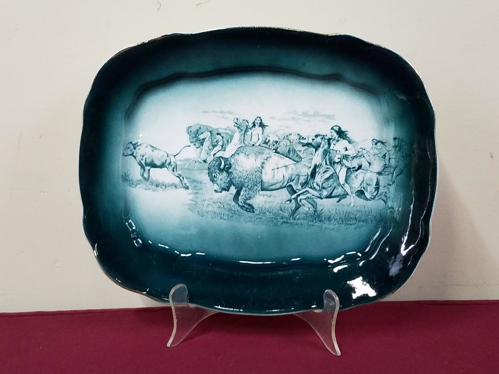 Buffalo Pottery Hunt Platter: 14" wide. Gold painted edge worn.