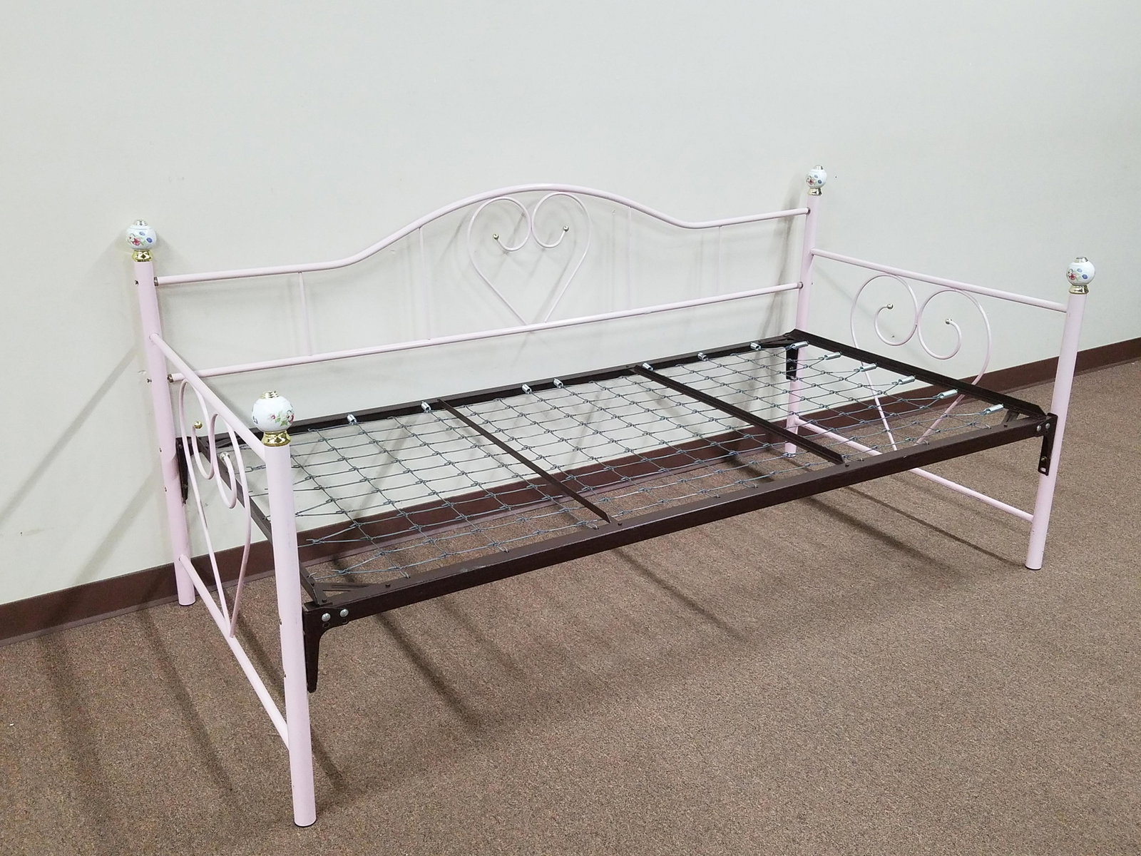 Pink Daybed: 79" wide X 39 1/2" deep X 38 1/2" high.