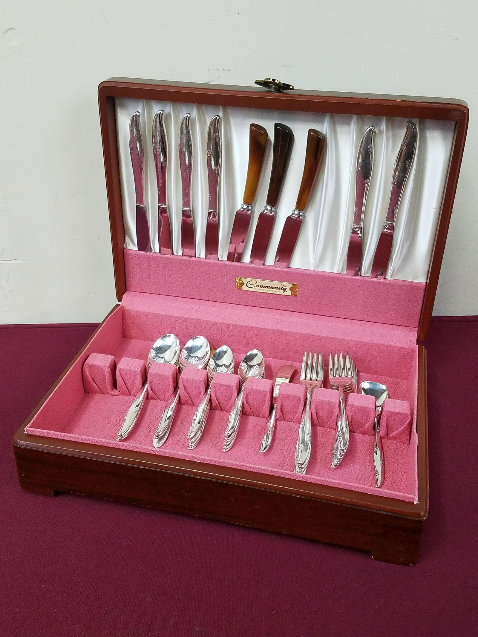 45 Pcs Community Plate Flatware (1 of 6)