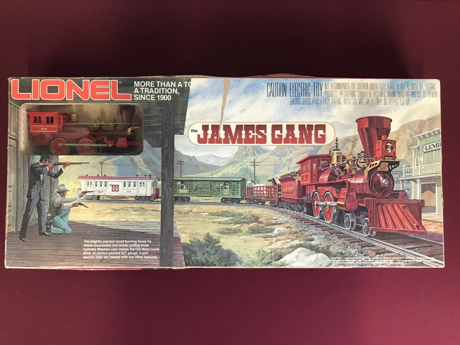 Lionel "The James Gang" O27 Gauge Train Set (1 of 6)