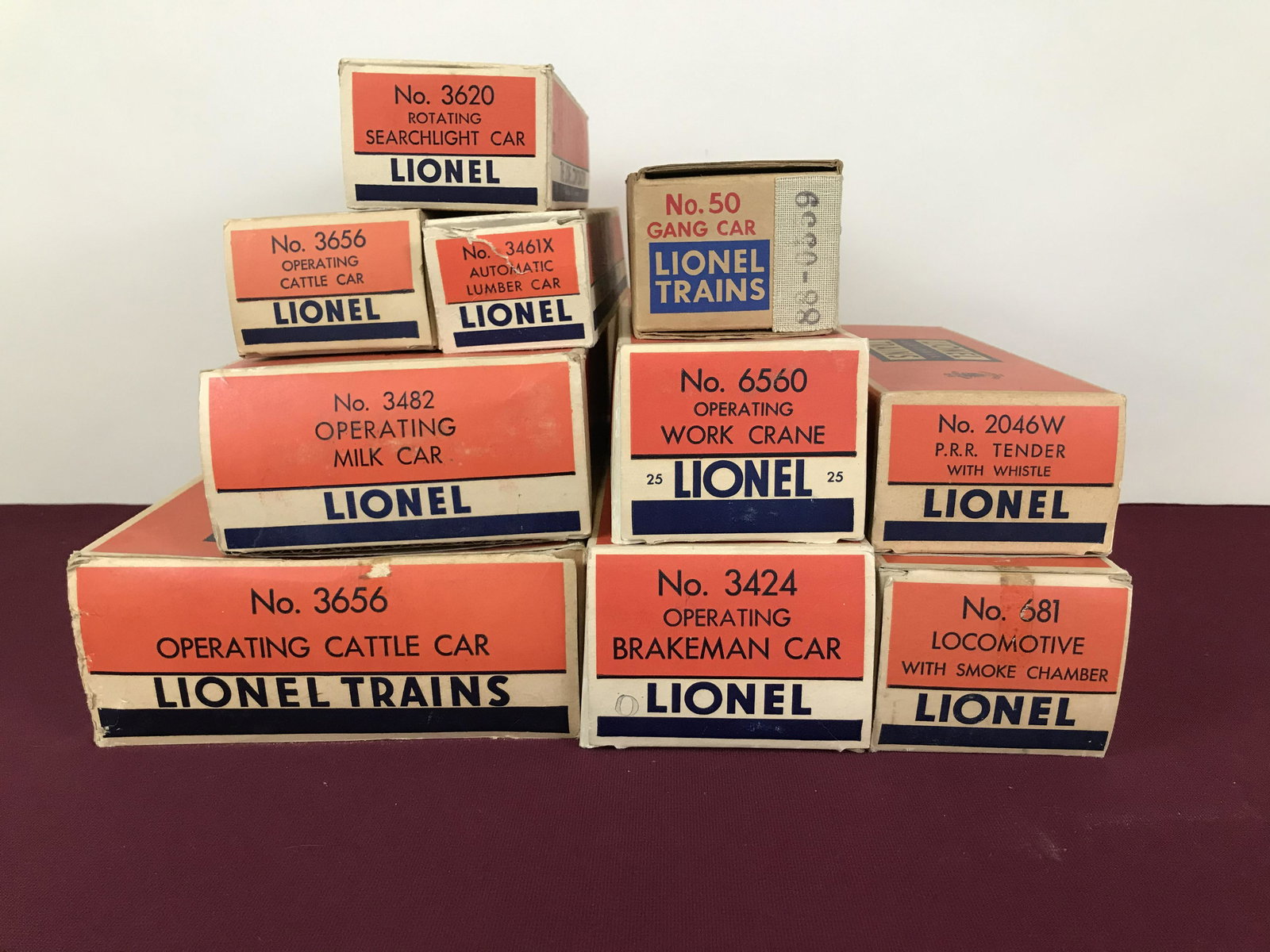 10 Lionel O Gauge Operating Cars in OBs (1 of 2)