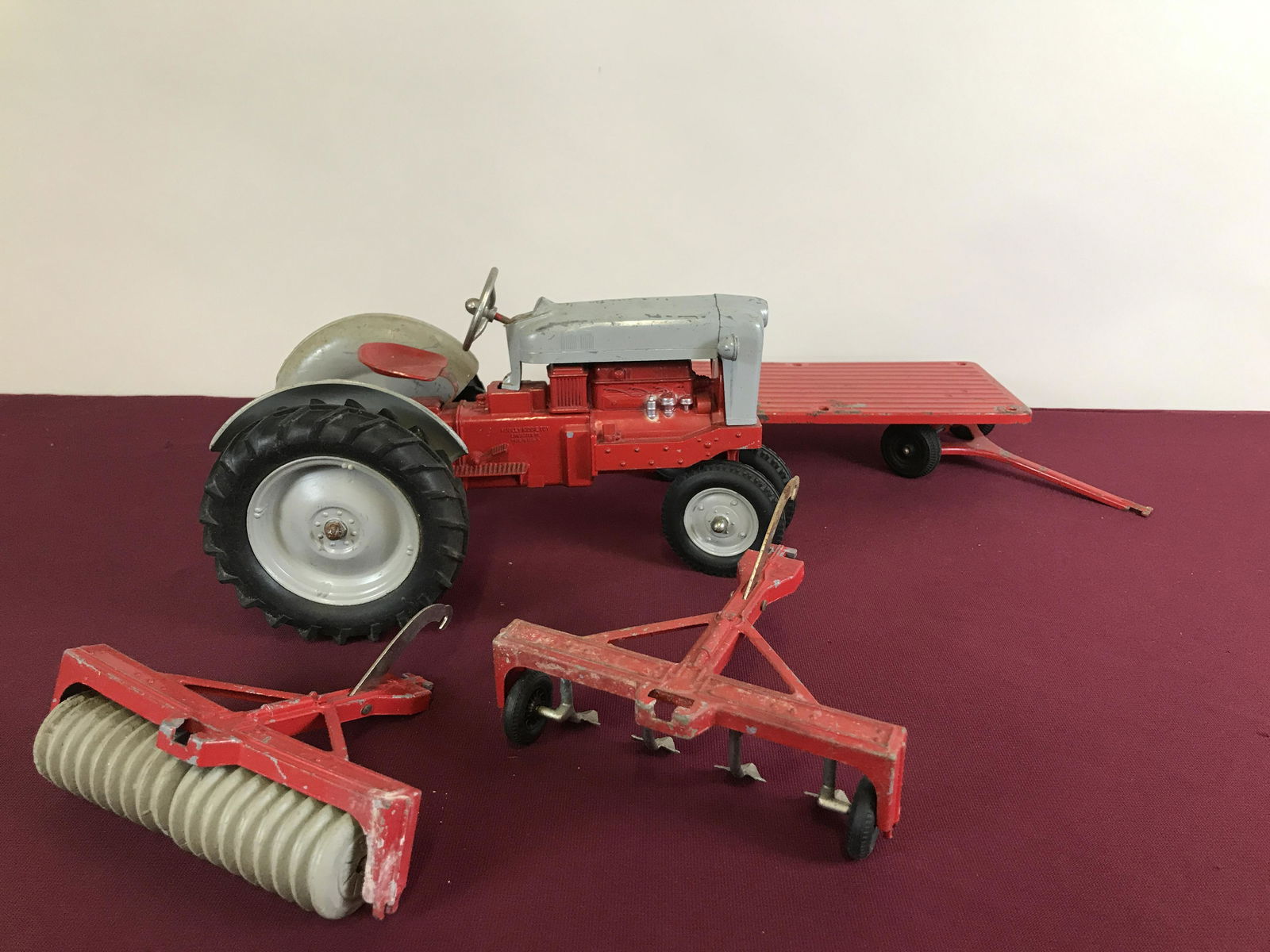 Hubley Kiddietoy Tractor with Accessories (1 of 3)