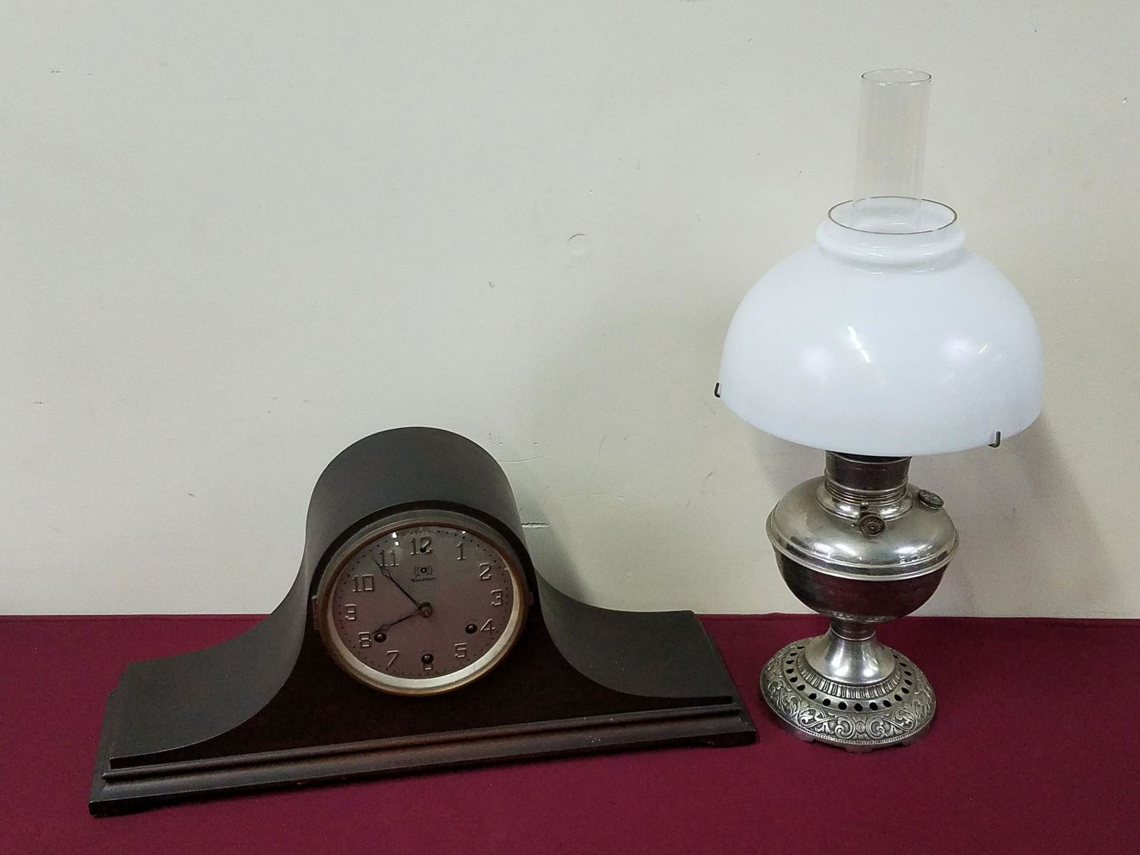Waterbury Mantle Clock and Oil Lamp (1 of 7)