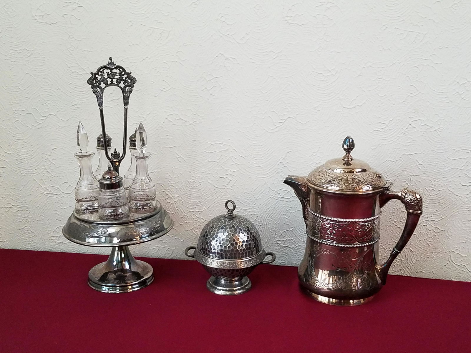 3 Pcs Silverplate incl Cruet Set (1 of 7)