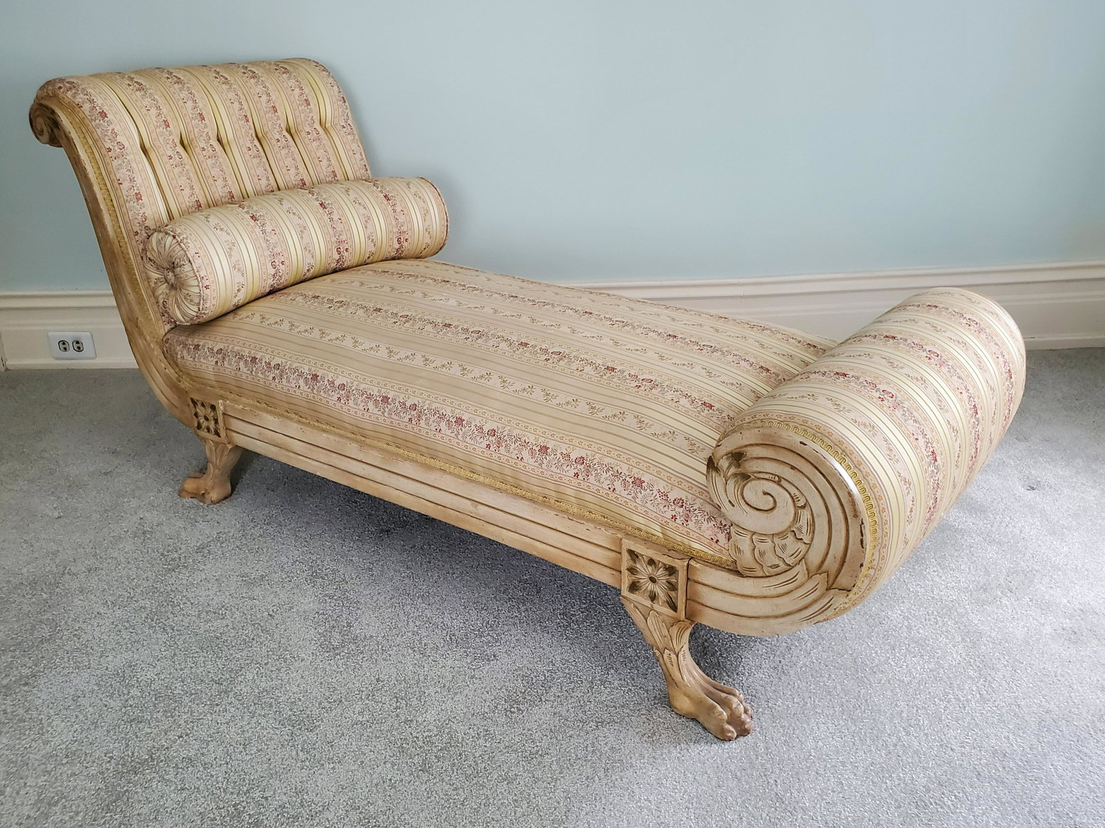 Chaise Lounge: 27" wide X 70" deep X 31" high. IMPORTANT: Before bidding, please read the terms and conditions below. When you registered for the auction you agreed to these terms and will be required to comply with