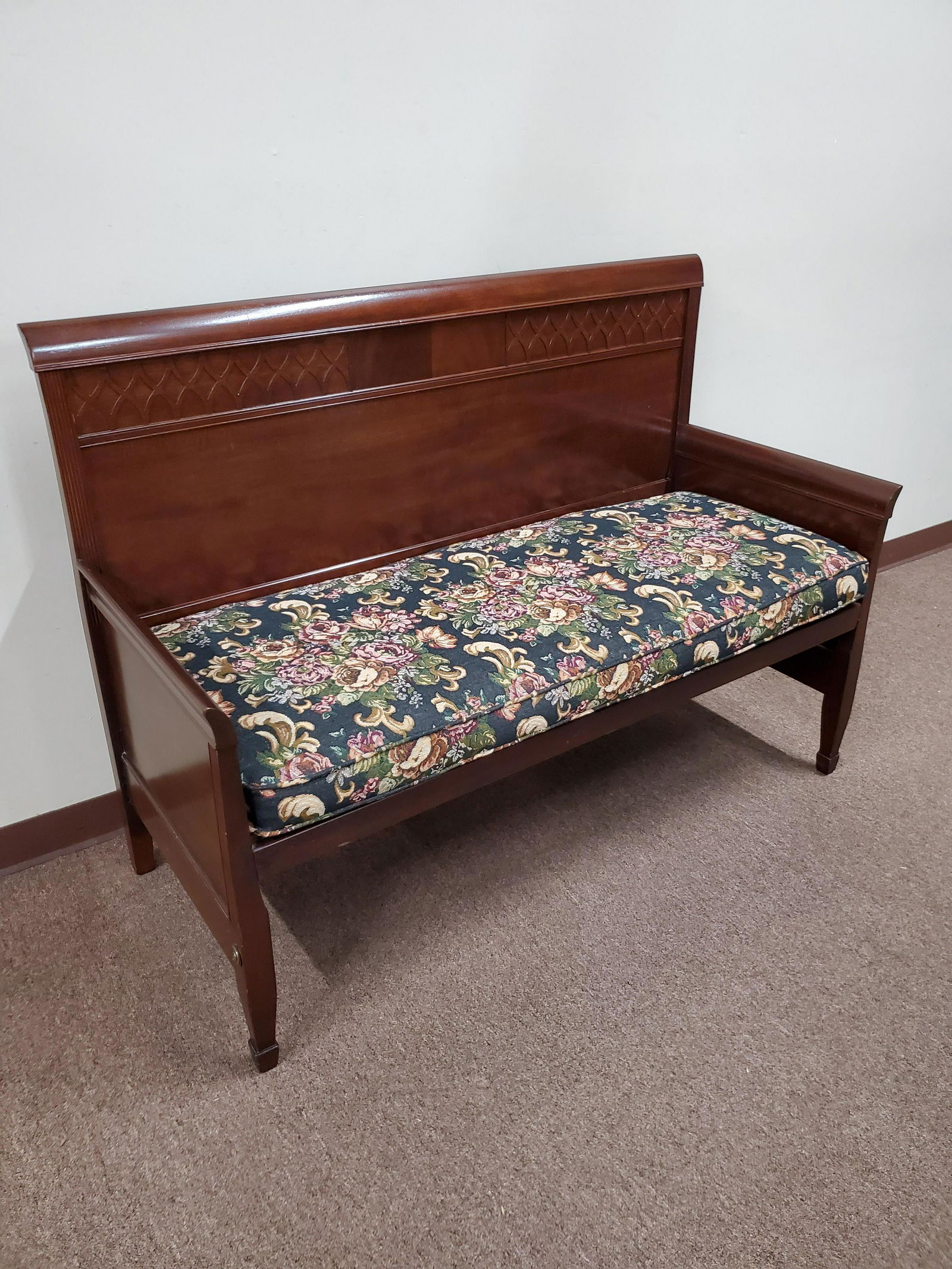 High Back Bench (1 of 3)