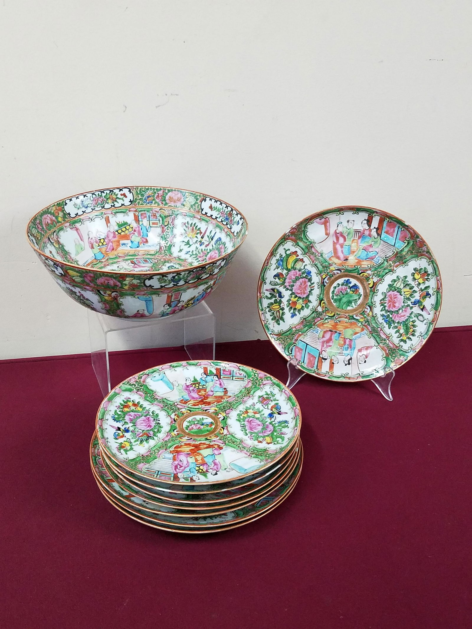 9 Pc Rose Medallion Collection (1 of 9)