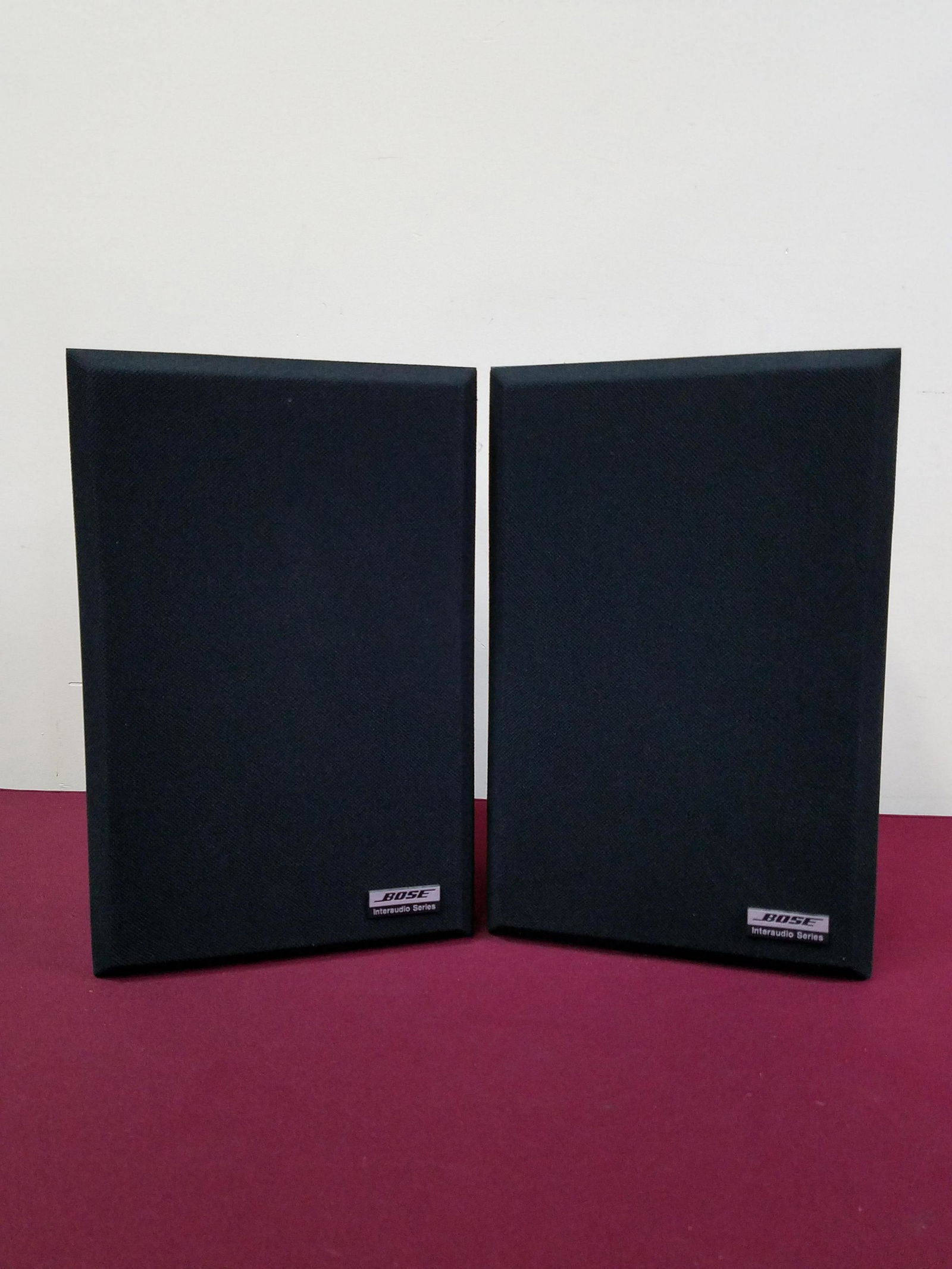 Pr Bose Interaudio Series Speakers (1 of 2)