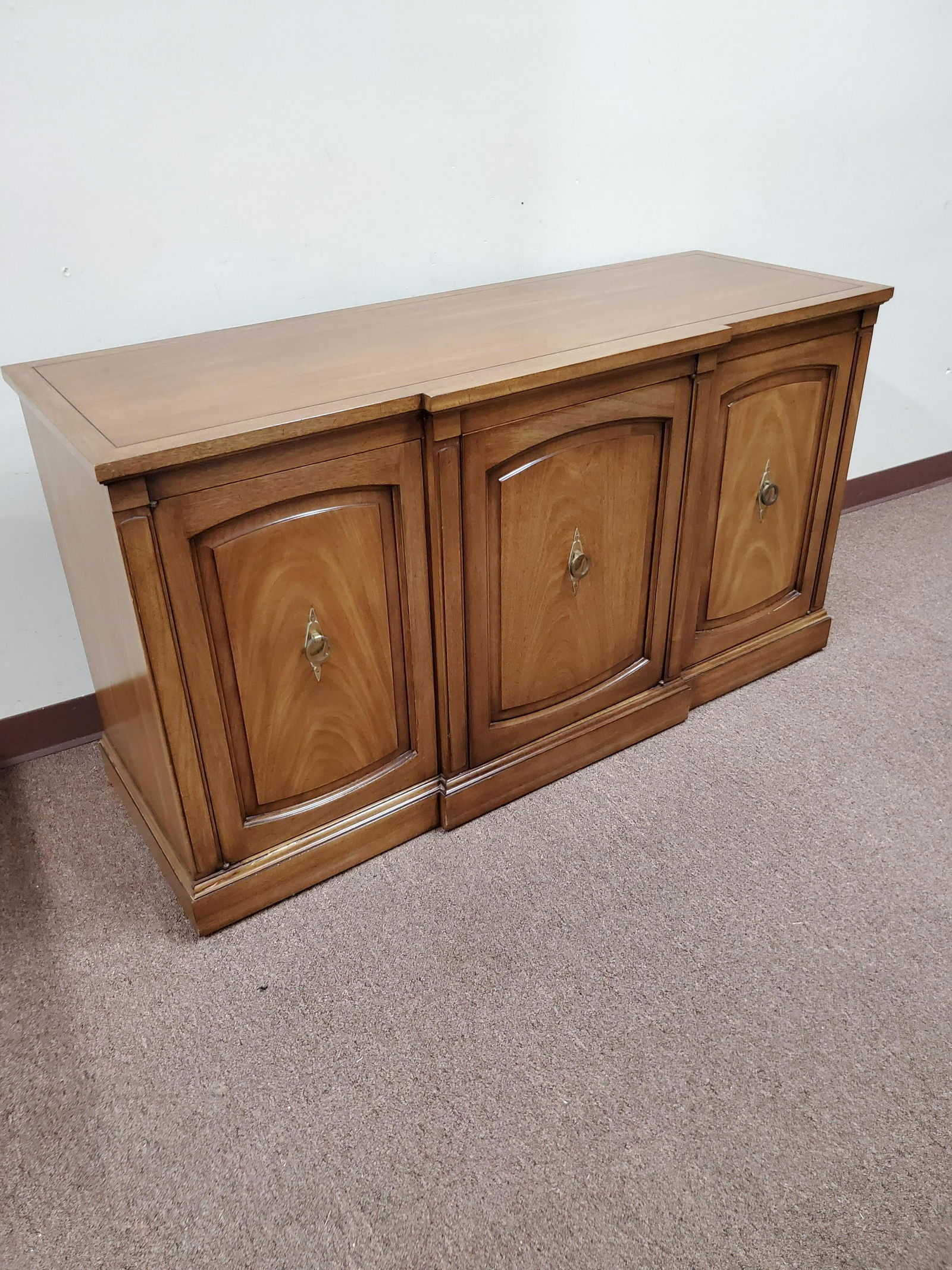 Drexel Server (1 of 3)