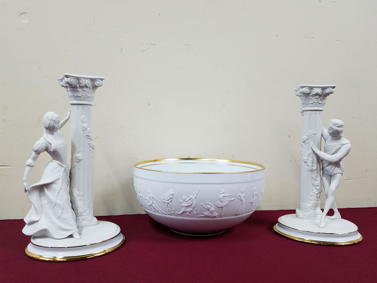 Romeo and Juliet Candlesticks and Ballet Bowl (1 of 10)