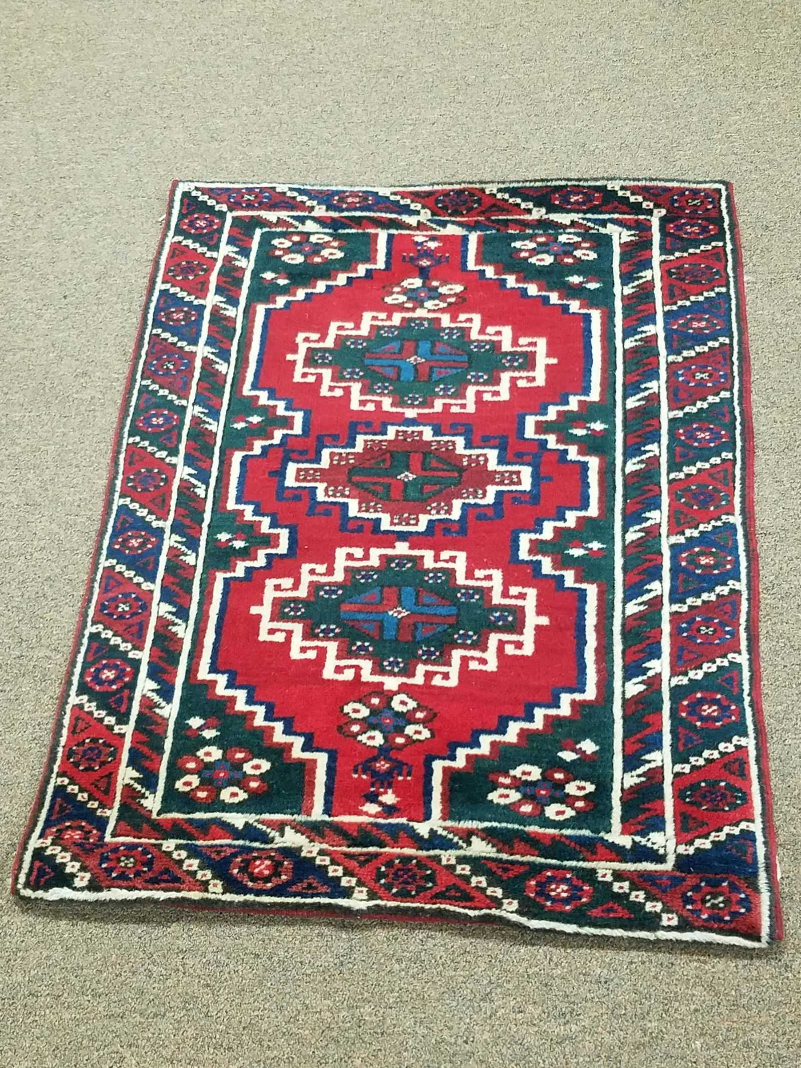 Geometric Style Scatter Rug (1 of 3)