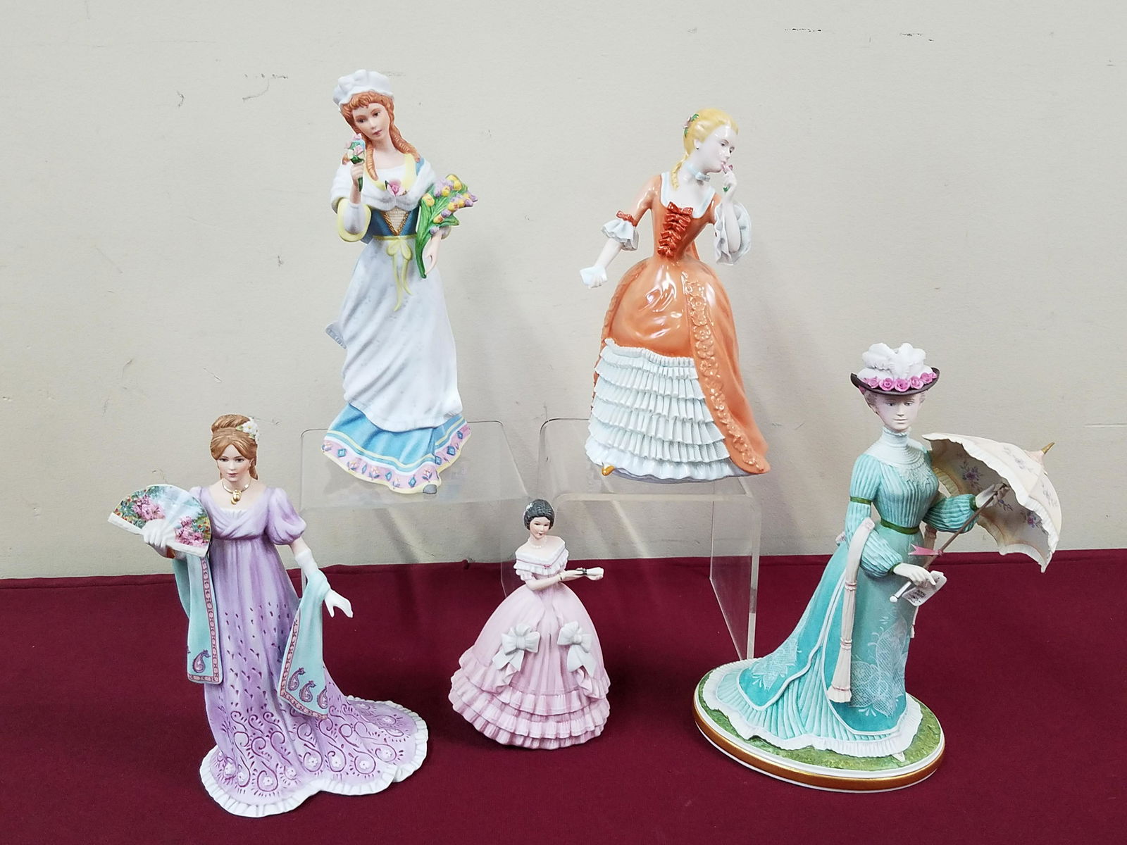 5 Figurines incl Lenox (1 of 11)