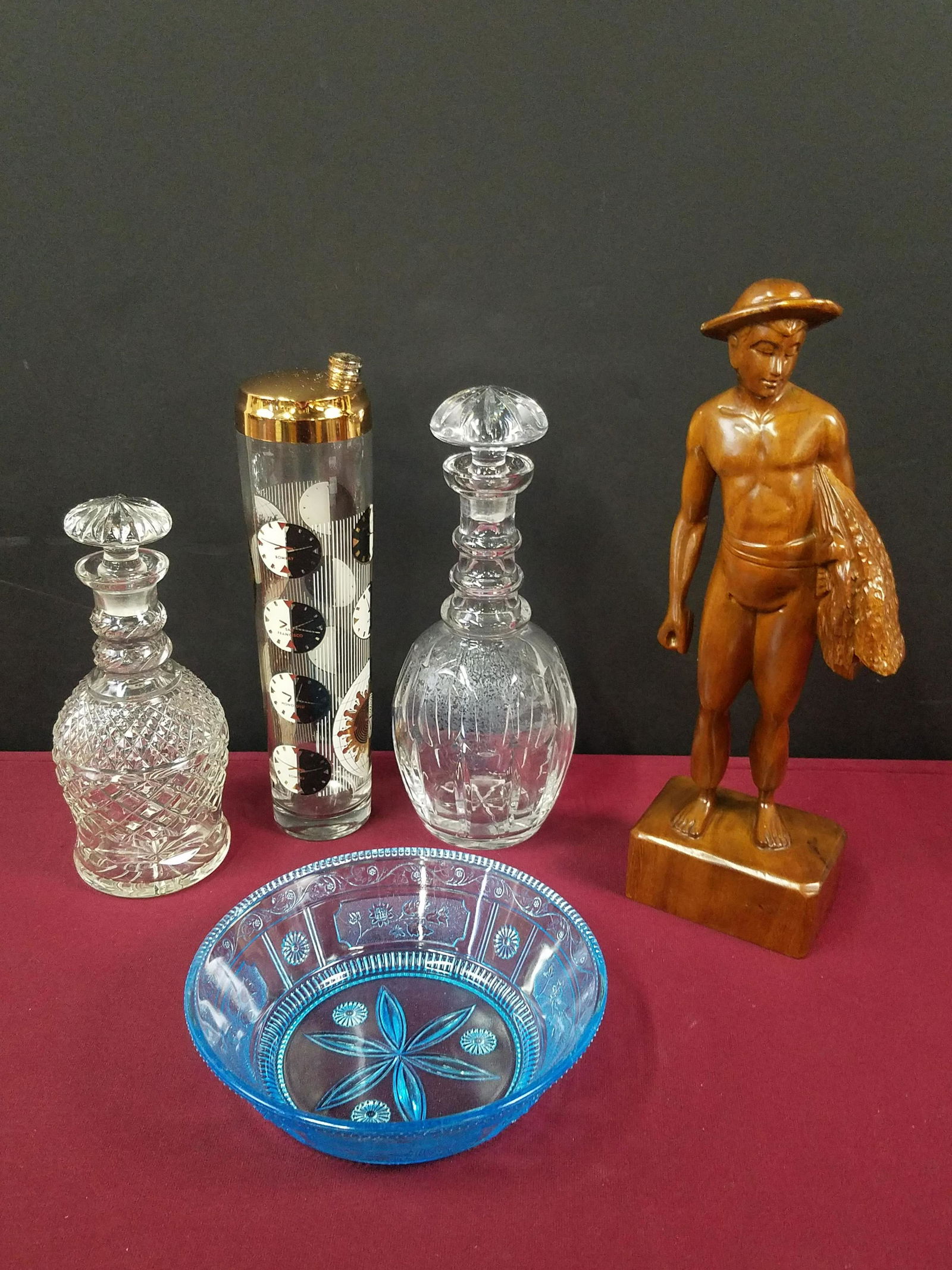 5 Pcs incl Cocktail Shaker and Decanters (1 of 5)