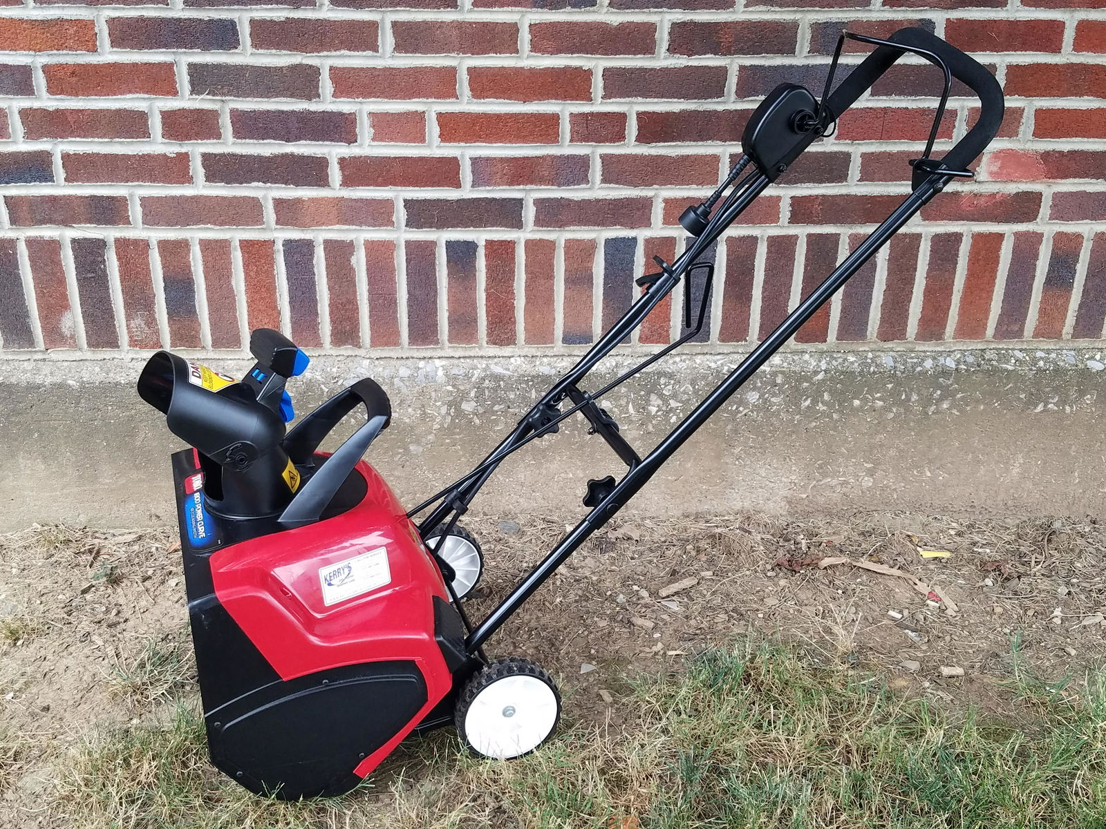 Toro 1800 Power Curve Snow Blower (1 of 4)