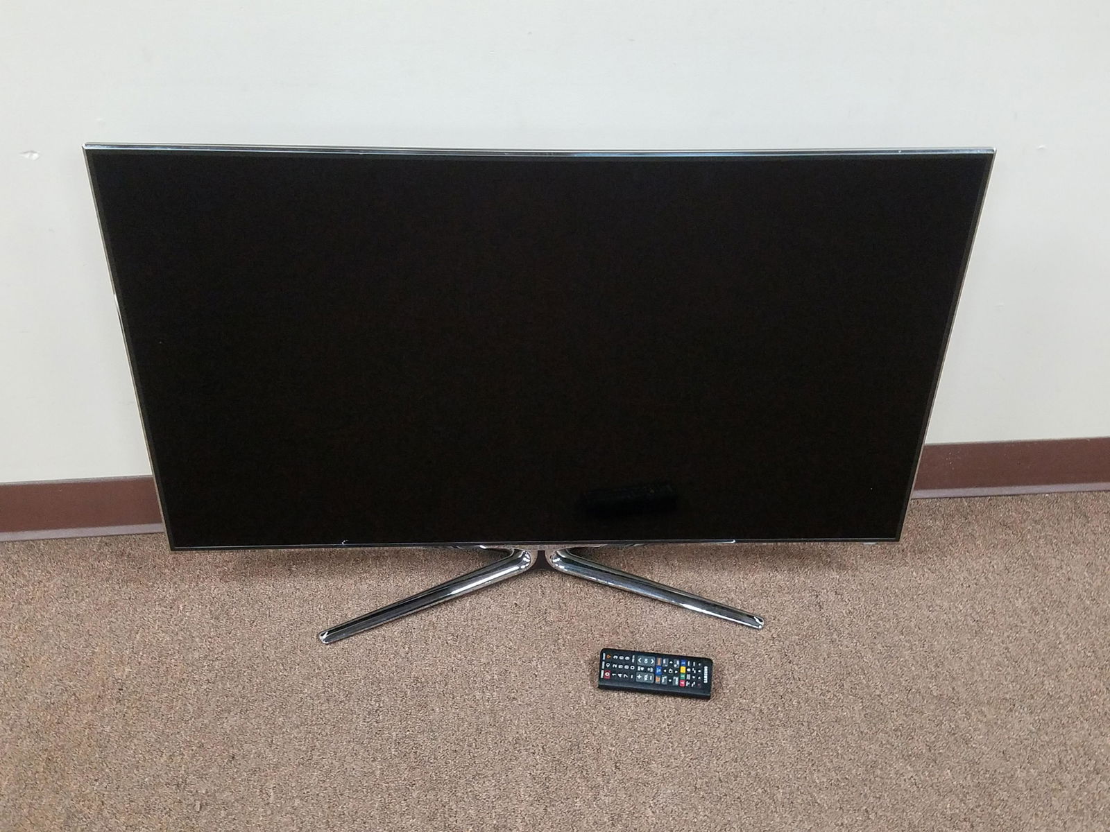 Samsung D8000 series 46" 1080p 240Hz LED-LCD HDTV (1 of 3)
