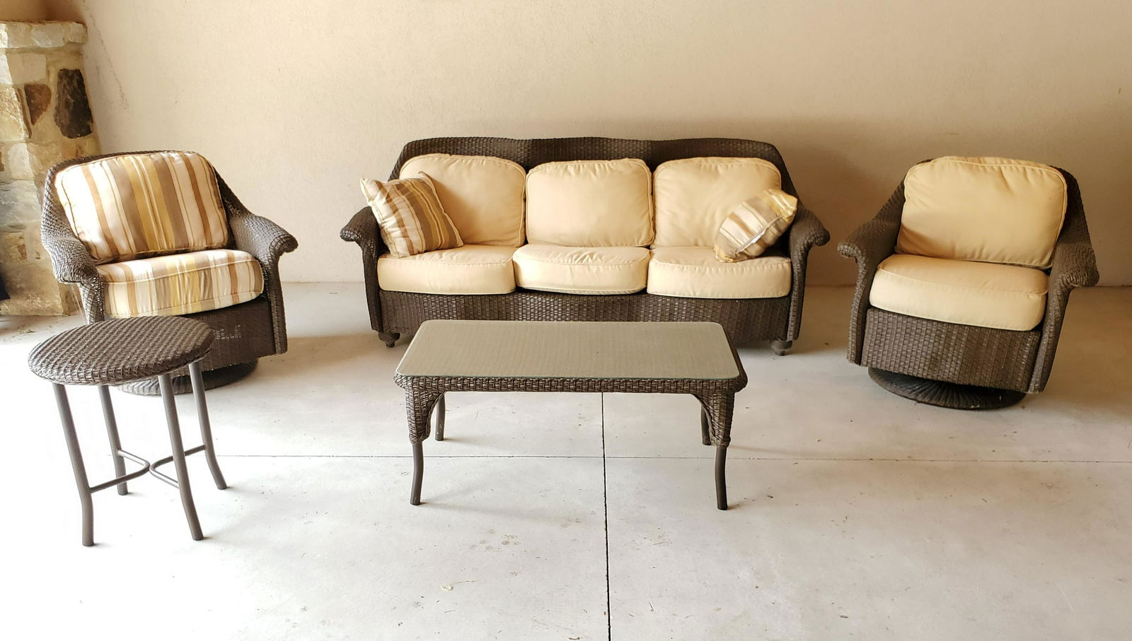 5 Pc Lloyd Loom Outdoor Furniture Set (1 of 3)
