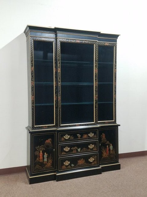 Hickory China Cabinet (1 of 3)