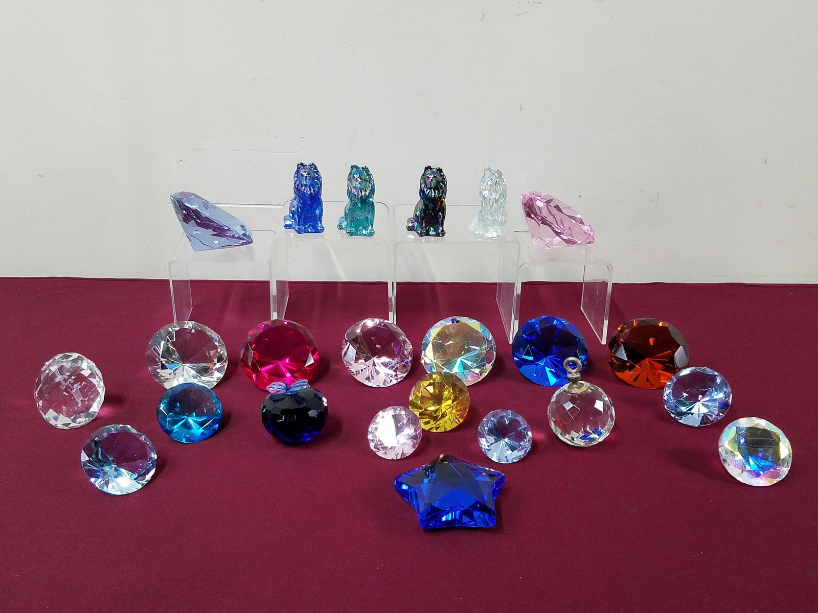 23 Glass Paperweights incl Diamond Shaped Glass (1 of 7)