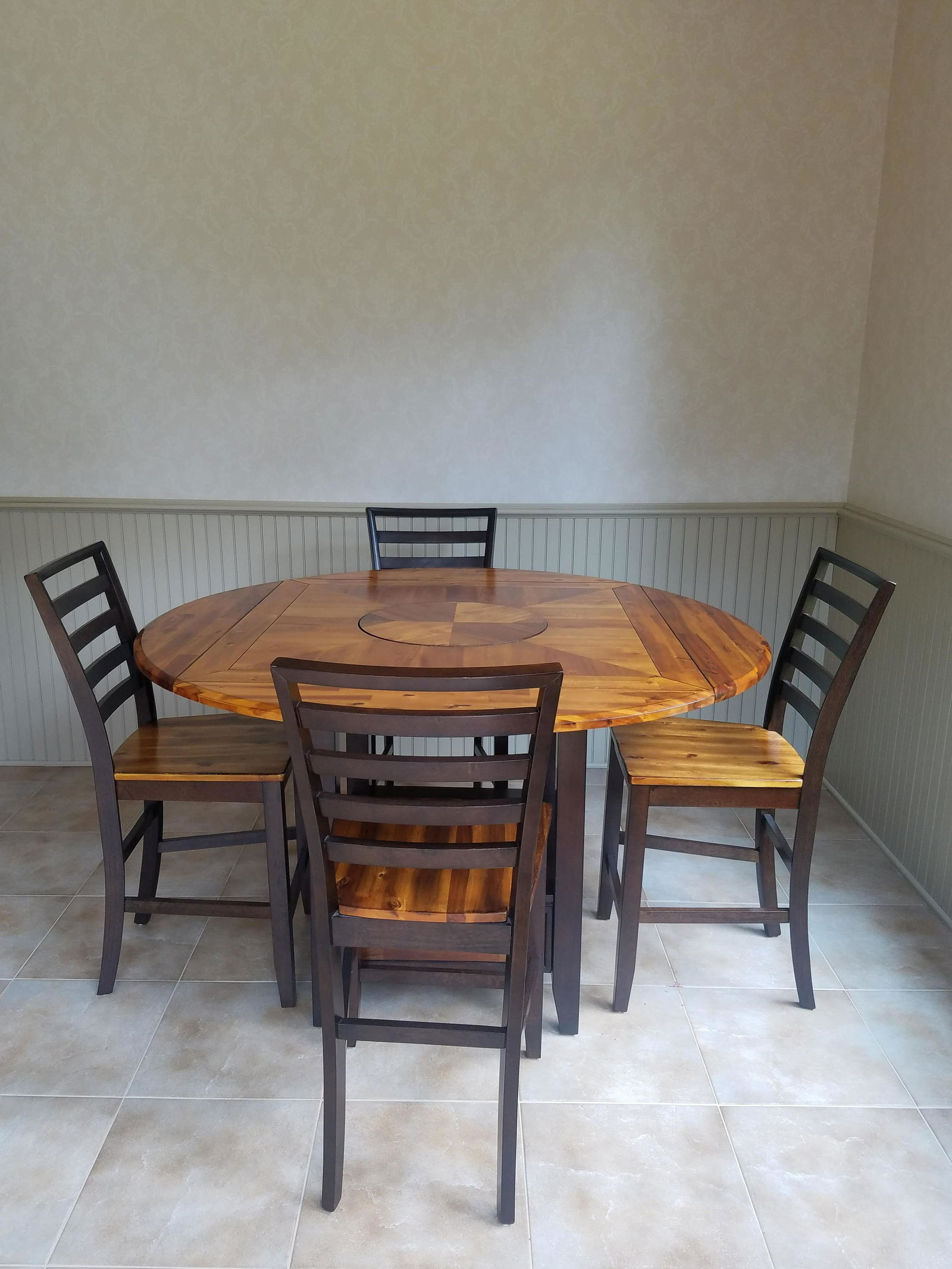 Hi Top Table and Chairs (1 of 6)