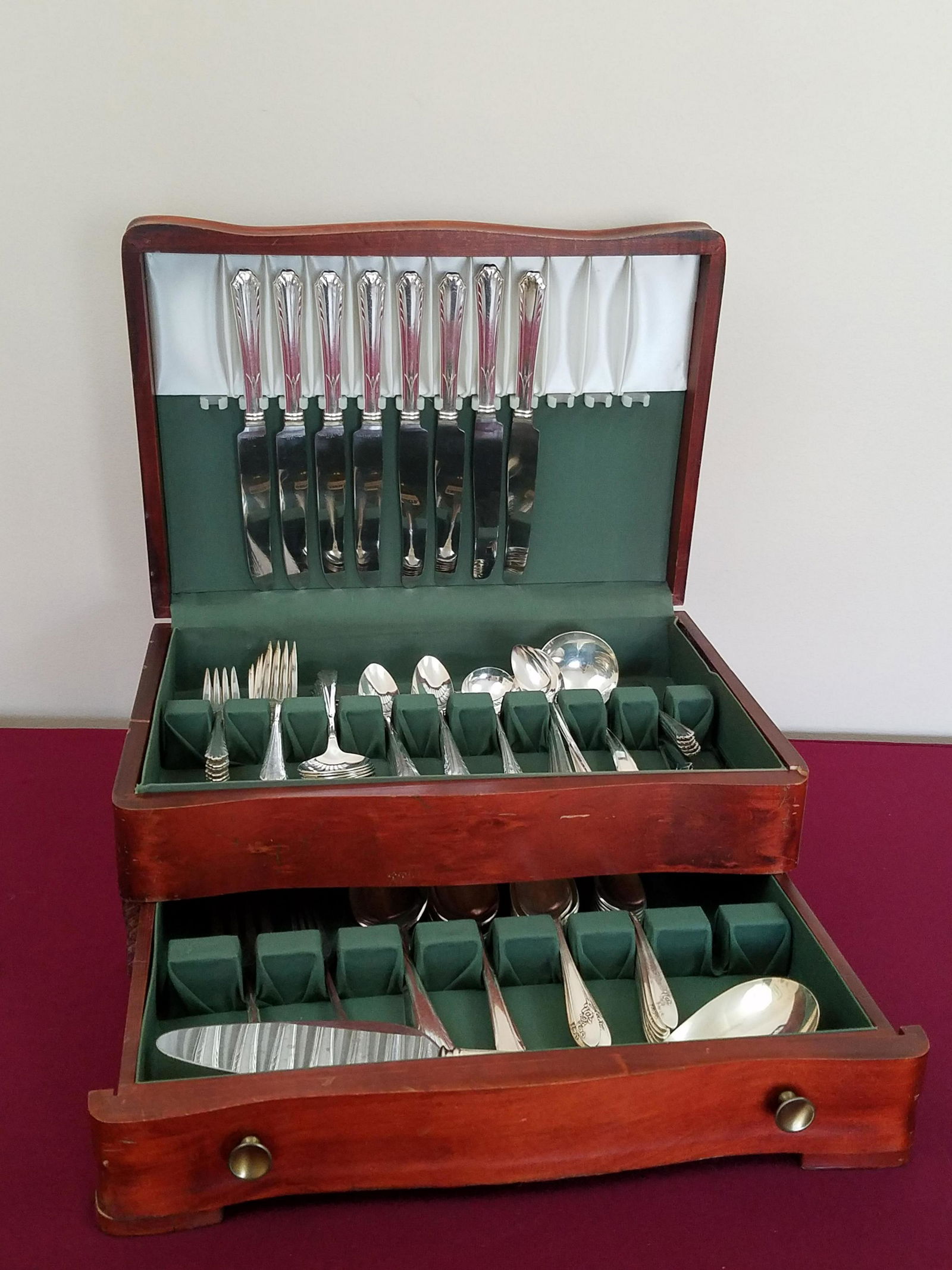 106 Pcs National Silver Silverplate Flatware (1 of 4)