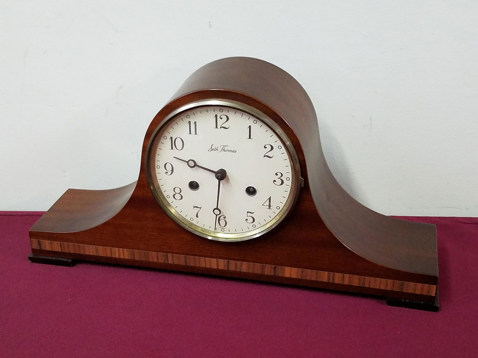 Seth Thomas Mantle Clock (1 of 3)