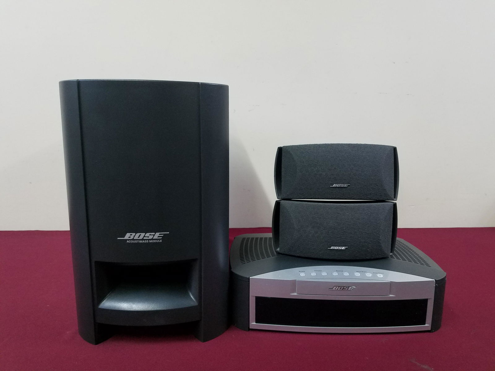 4 Pcs Bose Stereo Equipment (1 of 3)