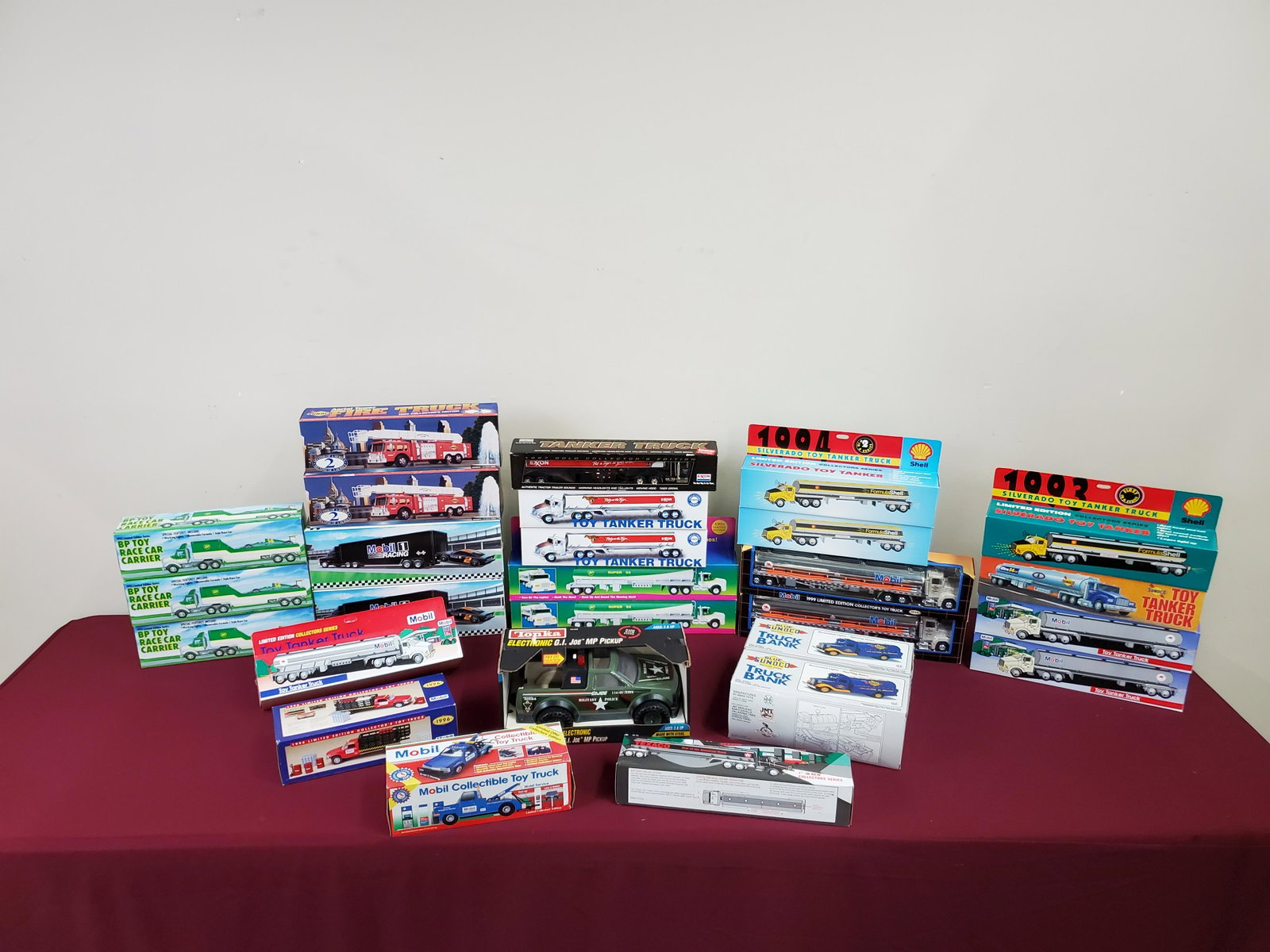 27 Toy Trucks: Includes Mobil, BP, Sunoco, Shell, Texaco and Tonka. IMPORTANT: Before bidding, please read the terms and conditions below. When you registered for the auction you agreed to these terms and will be re
