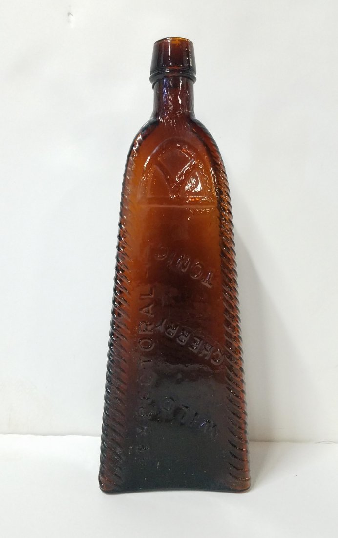 Amber Glass Rohrer (1 of 3)