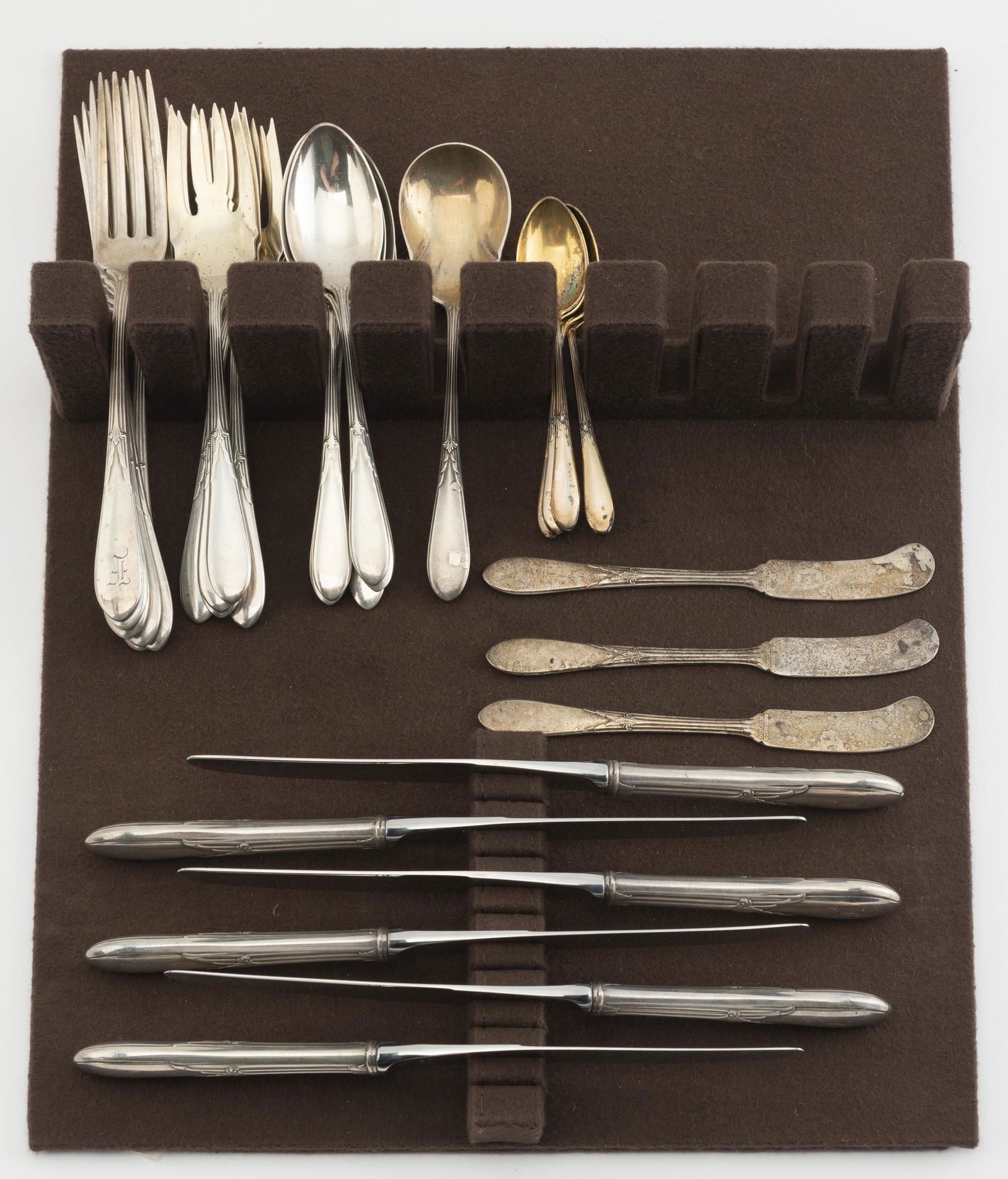 31 Pcs 1930s Groham Rose Marie Sterling Flatware (1 of 4)