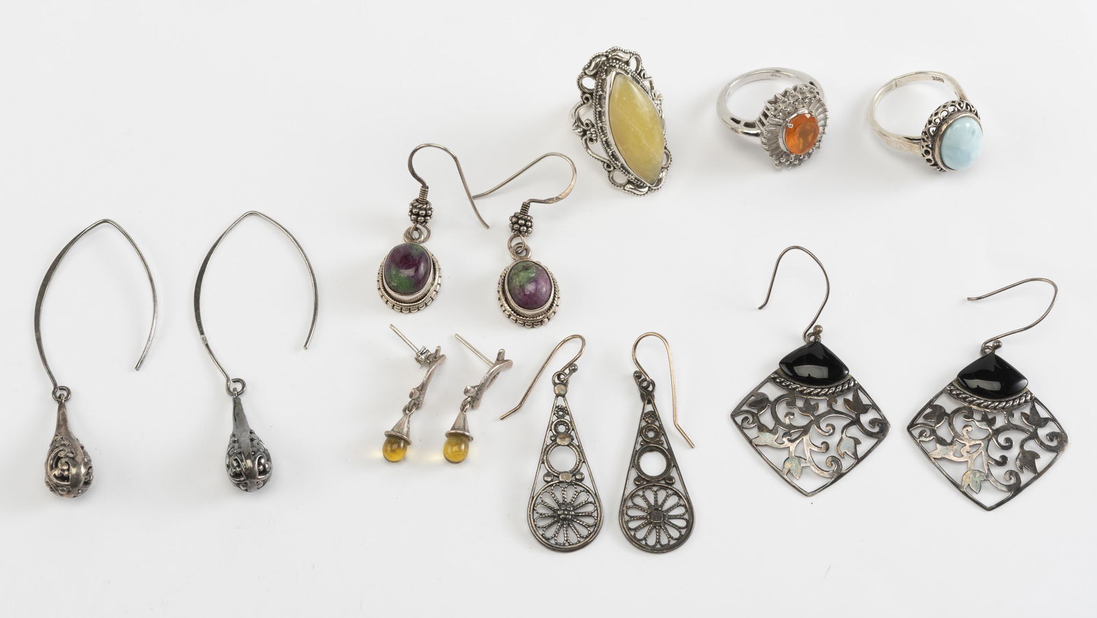 8 Pcs Sterling Jewelry Incl Earrings and Rings (1 of 15)