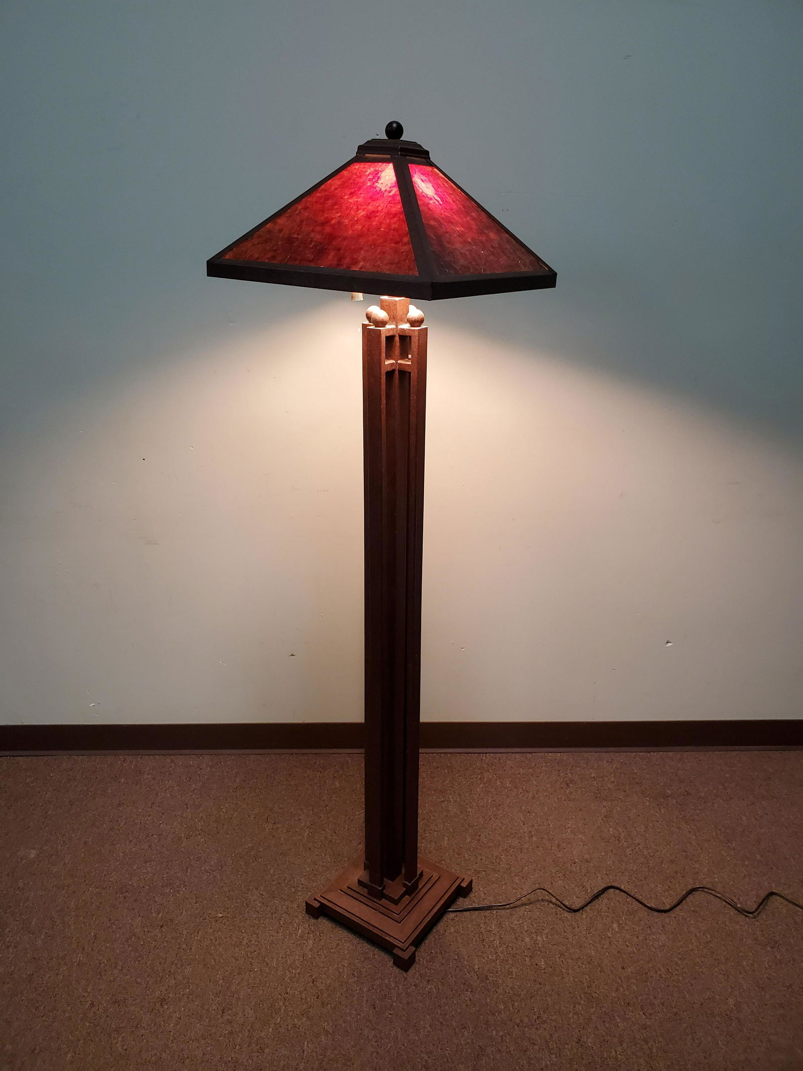 Decorative Floor Lamp (1 of 3)