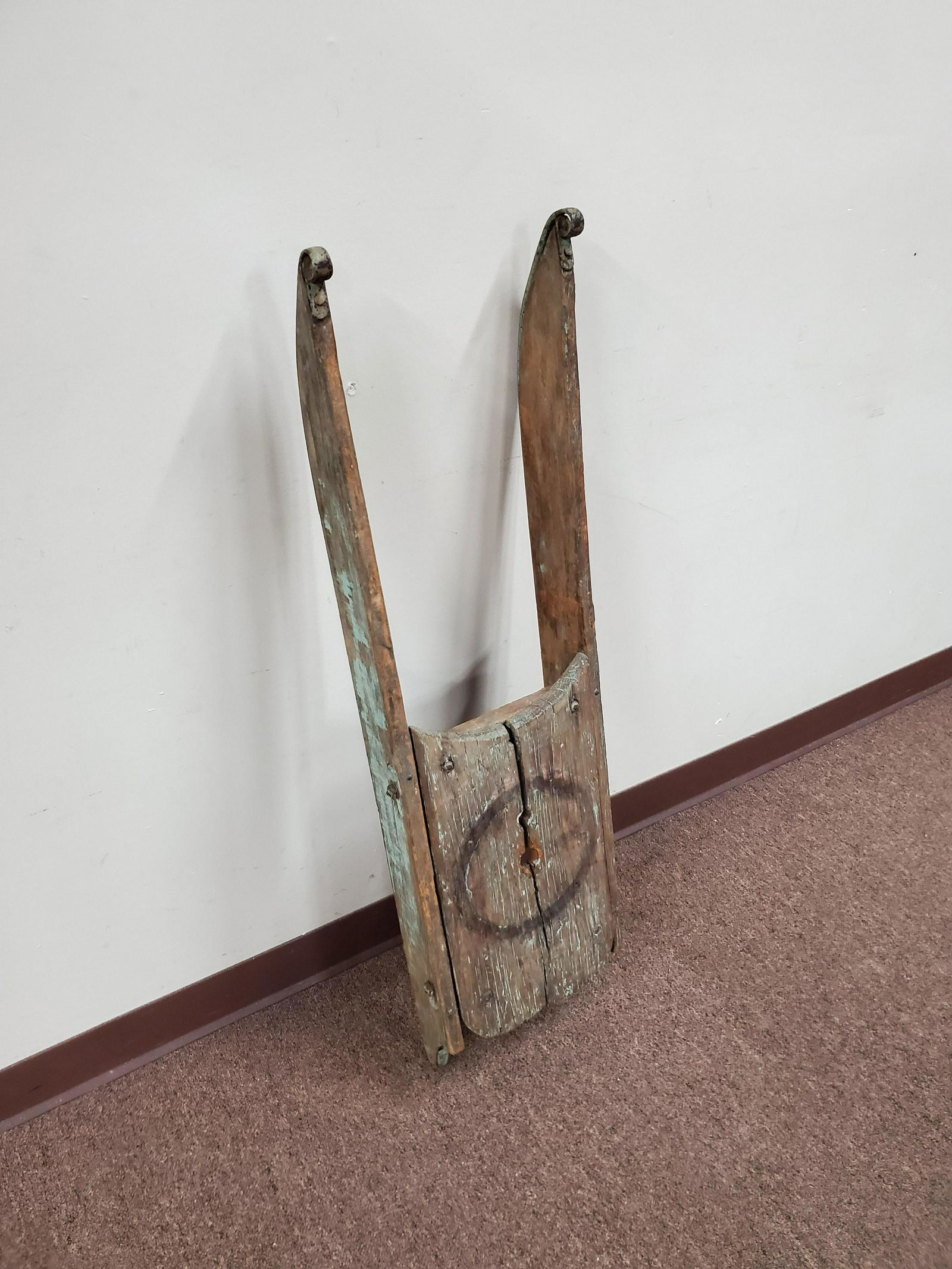 Vintage Sled (1 of 2)