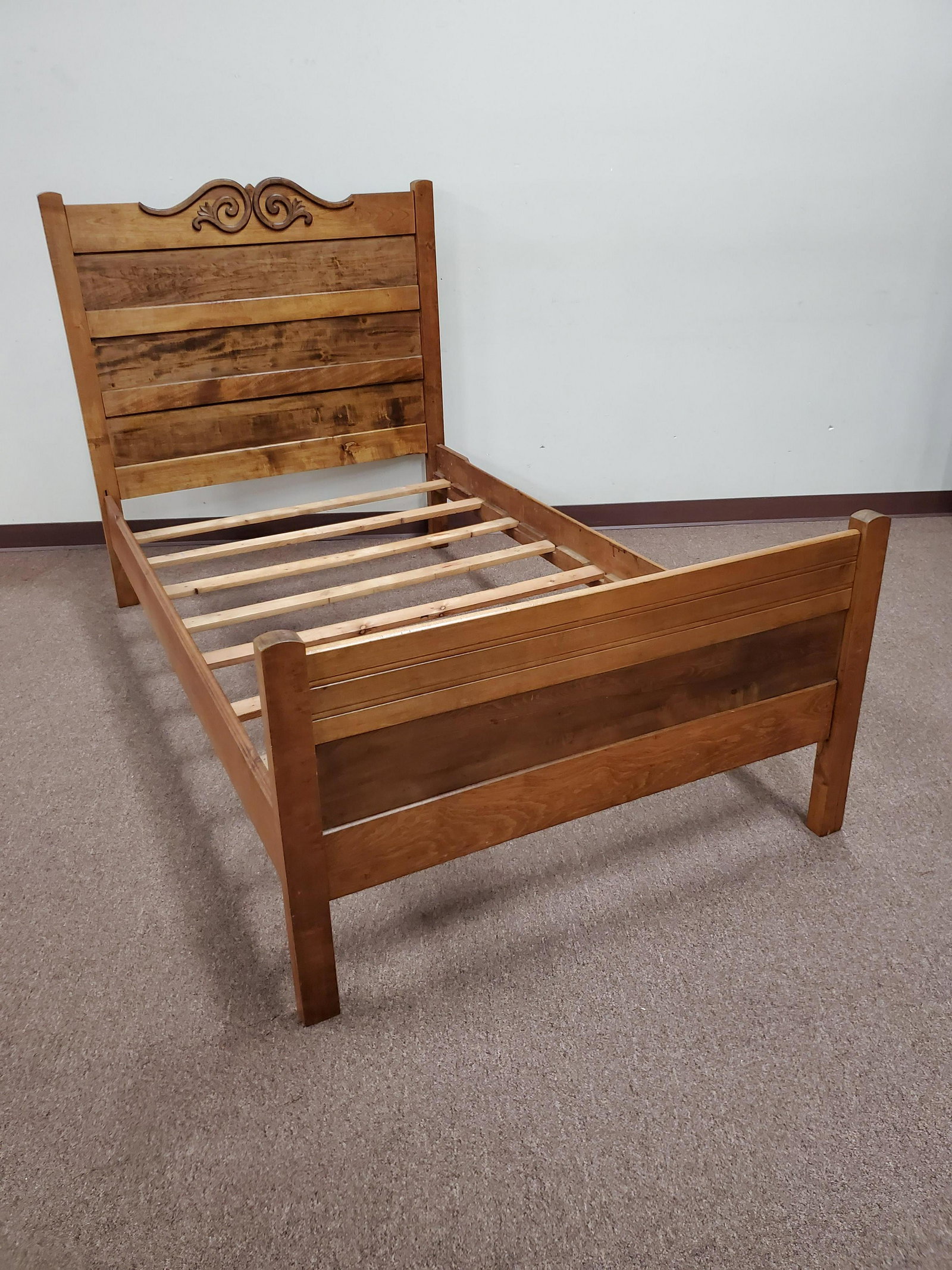 Bed: 44 3/4" wide X 76" deep X 48" high. IMPORTANT: Before bidding, please read the terms and conditions below. When you registered for the auction you agreed to these terms and will be required to comply 