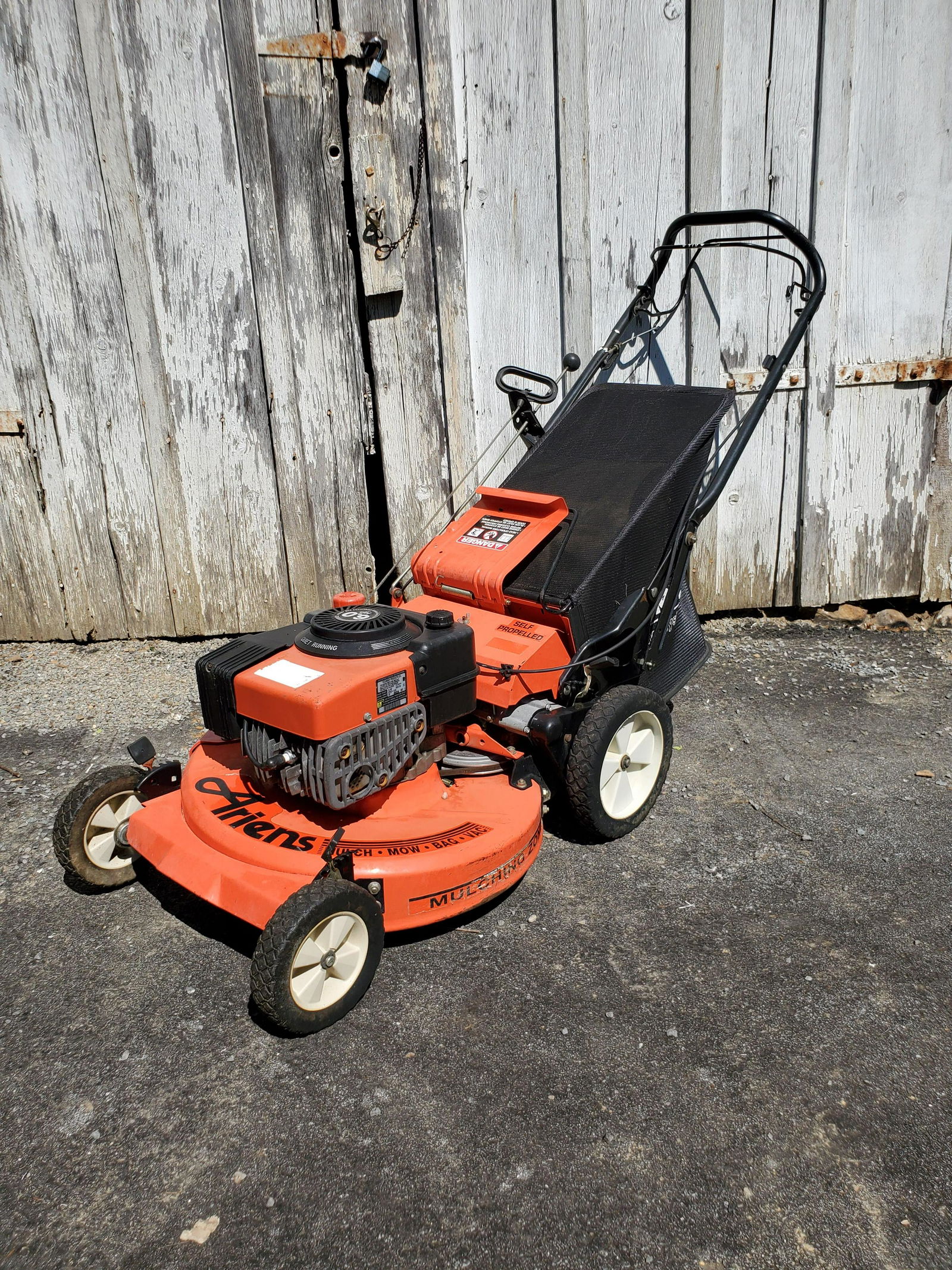 Ariens Self Propelled Mulching Mower (1 of 3)