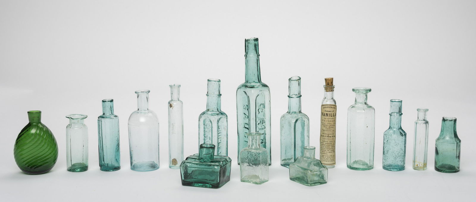 16 Blown & Molded Antique Medicine and Ink Bottles (1 of 1)