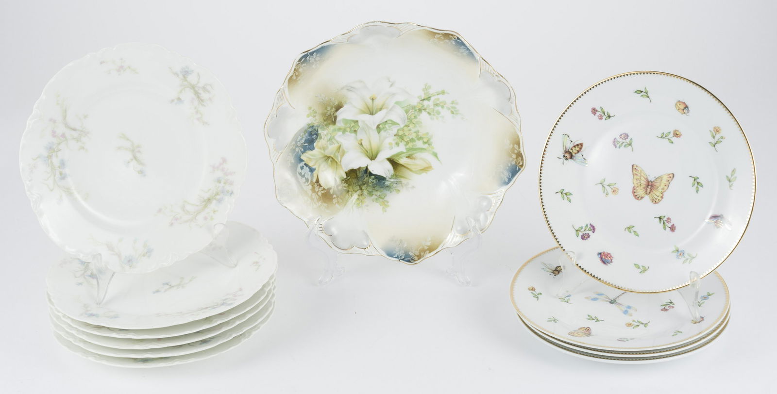 11 Pcs Porcelain Dishes (1 of 6)