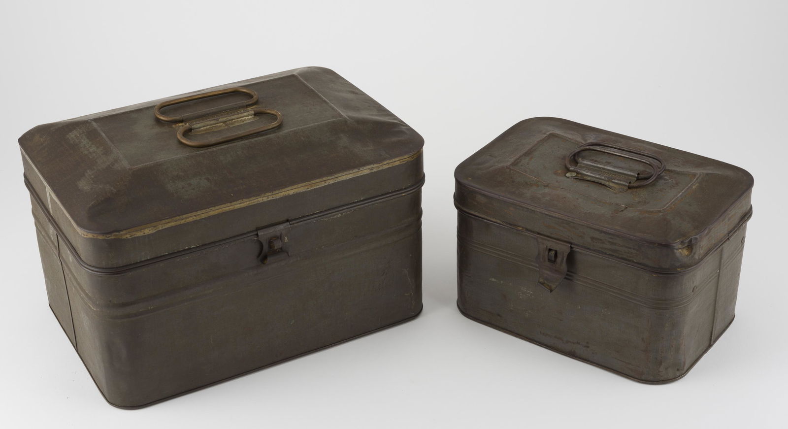 2 Tin Lunch Boxes (1 of 5)