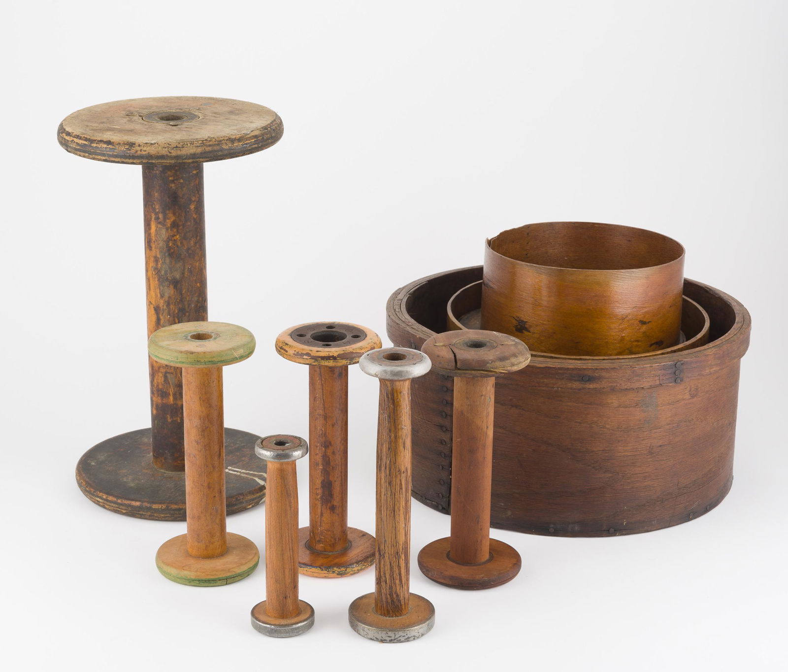 10 Wooden Boxes and Spools (1 of 4)