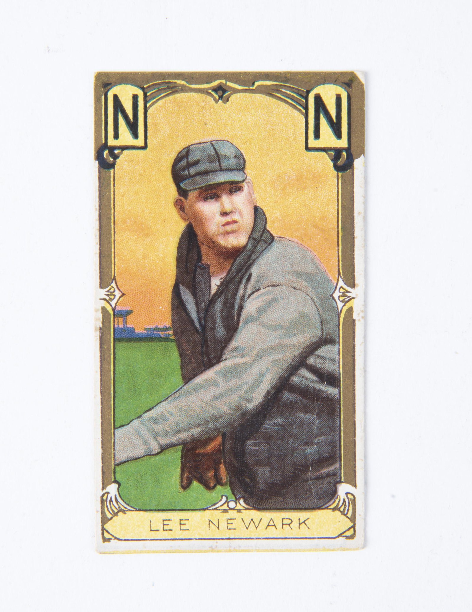 T205 1911 Gold Border Wyatt Lee: Polar Bear back. Minor League. Good IMPORTANT: Before bidding, please read the terms and conditions below. When you registered for the auction you agreed to these terms and will be required to comply 