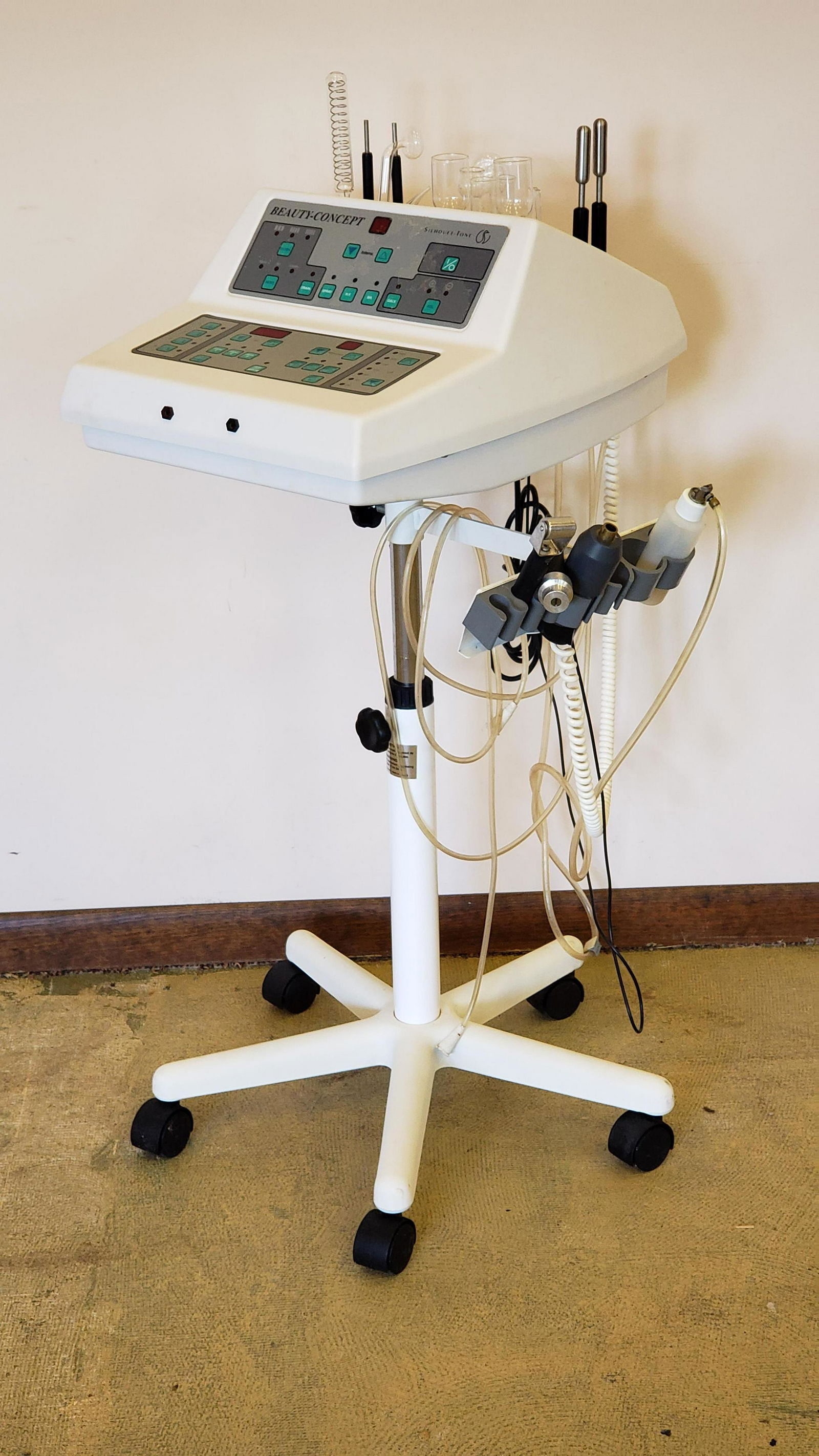 Silhouet-Tone Beauty Concept Electrolysis Machine (1 of 5)