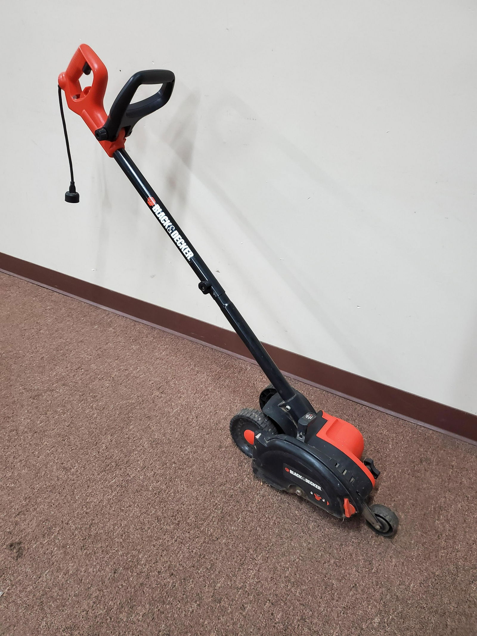 Black & Decker Edge Hog (1 of 2)