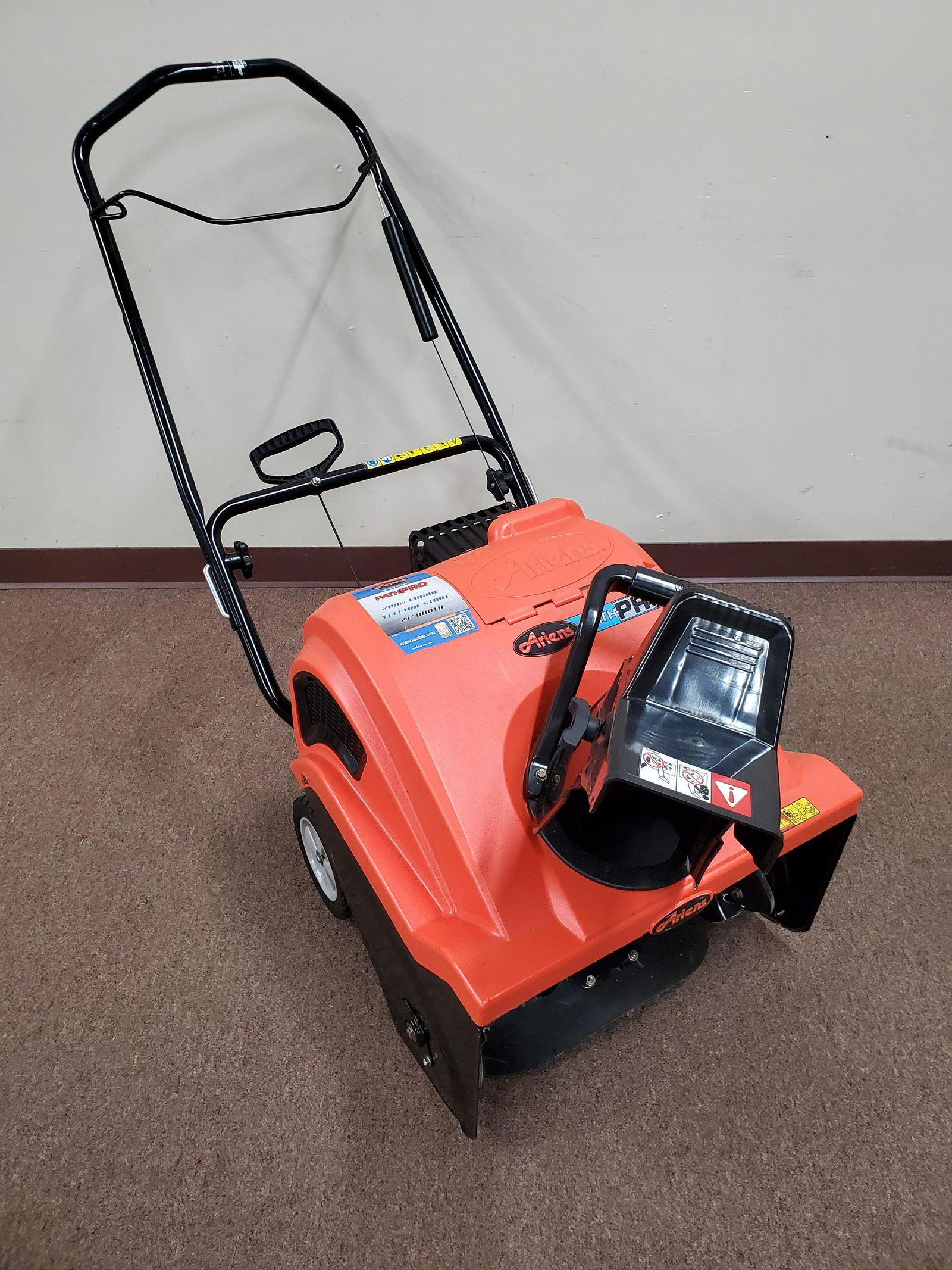 Ariens Path Pro Snow Blower (1 of 2)