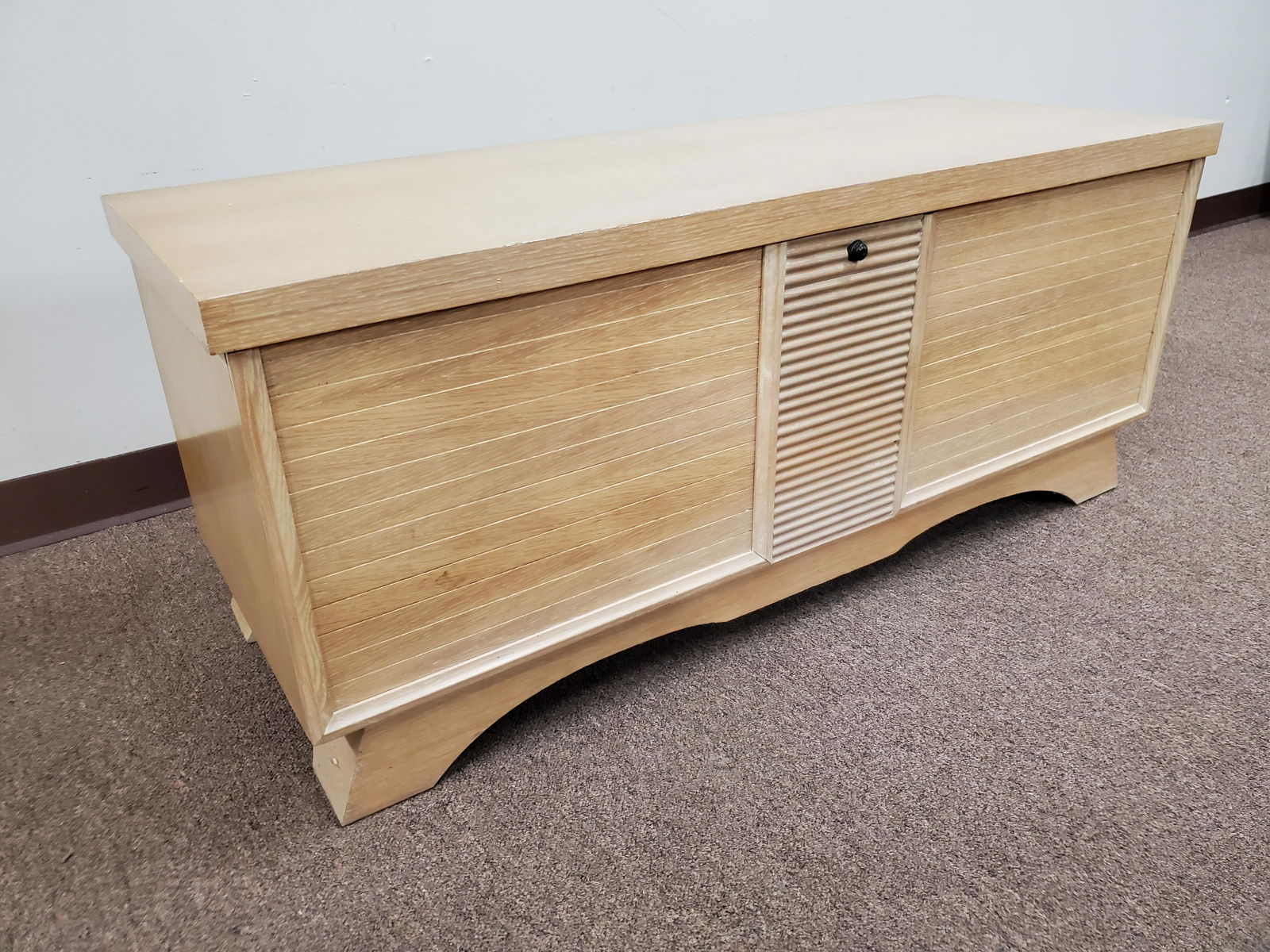 Lane Cedar Chest: 47" wide X 17 1/2" deep X 19 3/4" high. Repair to rear foot. IMPORTANT: Before bidding, please read the terms and conditions below. When you registered for the auction you agreed to these terms and wi